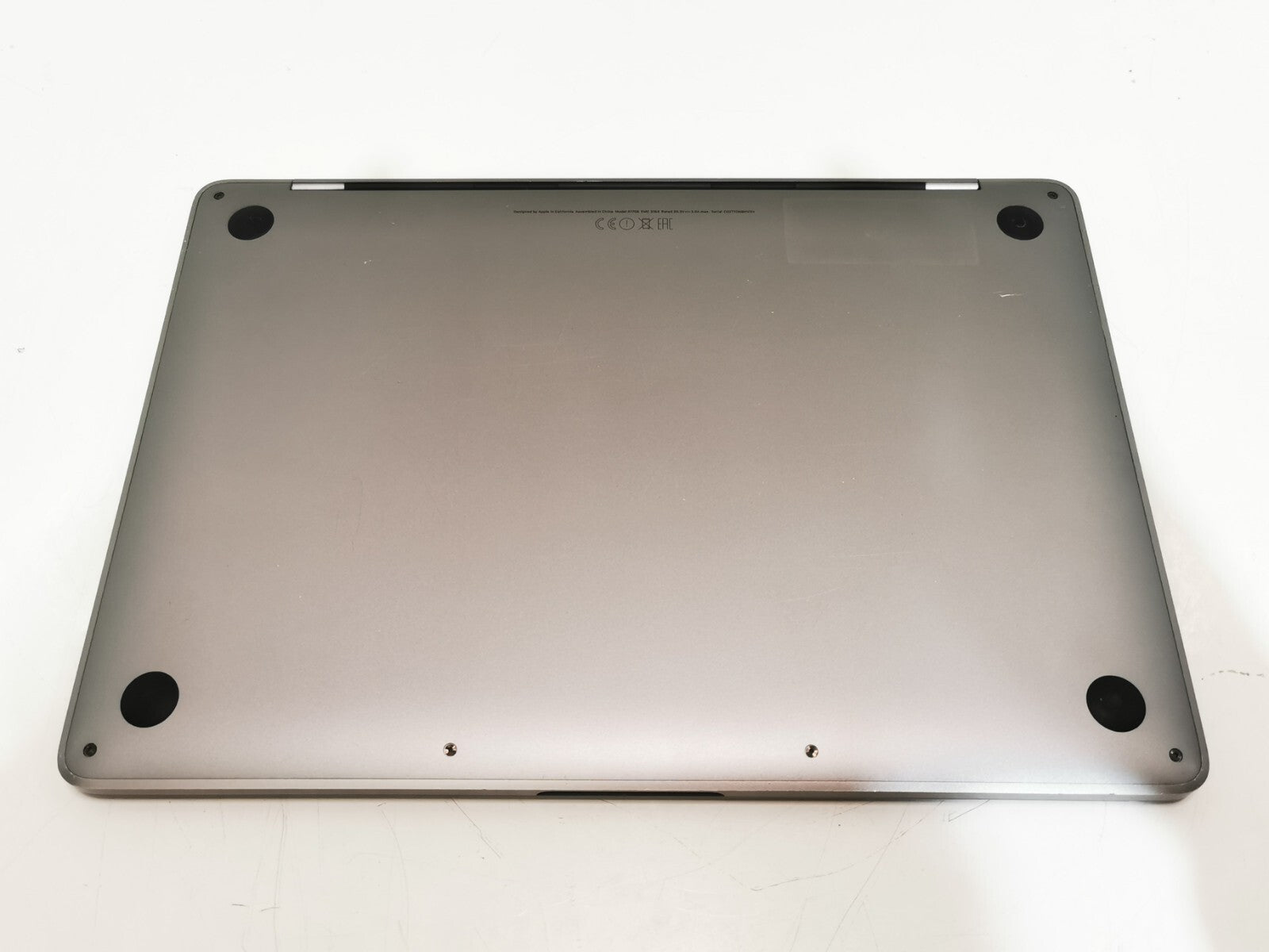 Apple MacBook Air (2019) 13" - Intel i5 / 8GB RAM / 256GB SSD / macOS Sonama