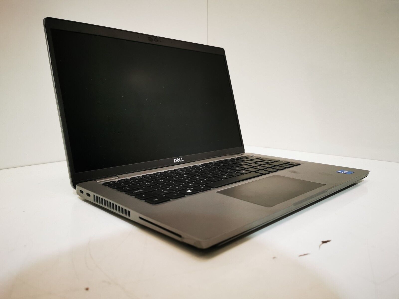 Dell Latitude 5430 14" Laptop - 12th Gen i5/8GB RAM/256GB SSD - Dell Warranty!