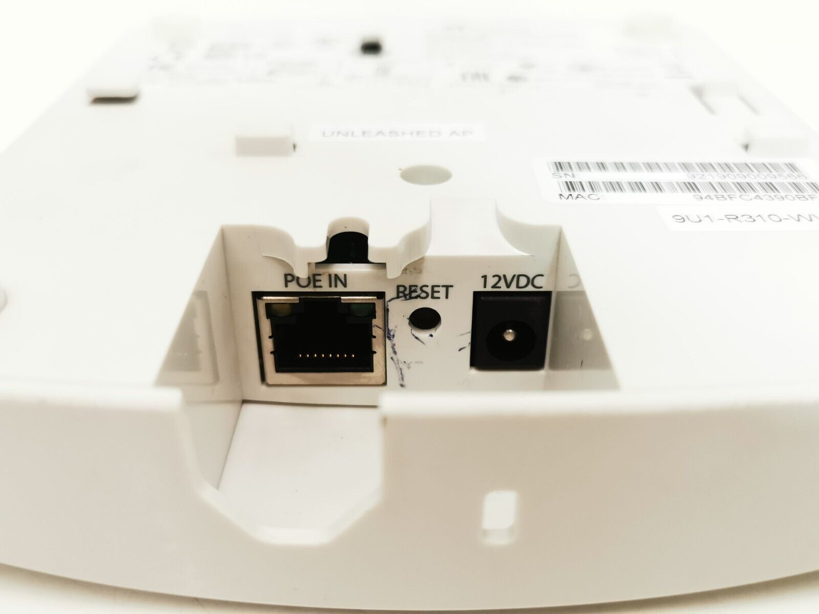 Ruckus 310 Access Point - PoE Powered - Unleashed