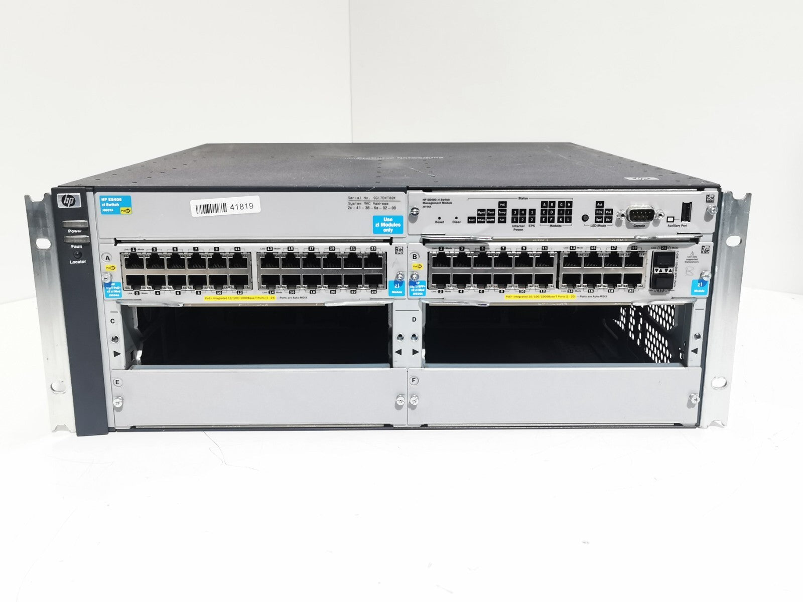 HP E5406 (J8697A) + 1x J9536A + 1x J9534A + 2x J9306A - 46 Port / Rack Mountable