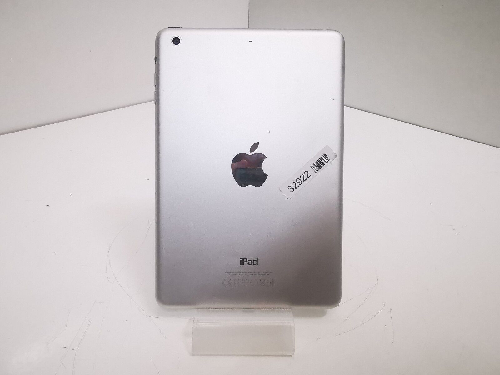Apple iPad Mini 2 (A1489) - 7.9" / Silver / 32GBB / iOS 12 / WiFi