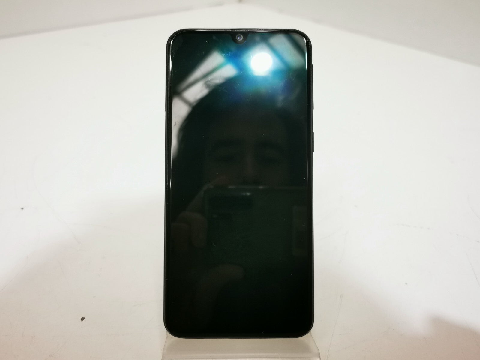 Samsung Galaxy A40 (SM-A405FN) - Blue / 5.9