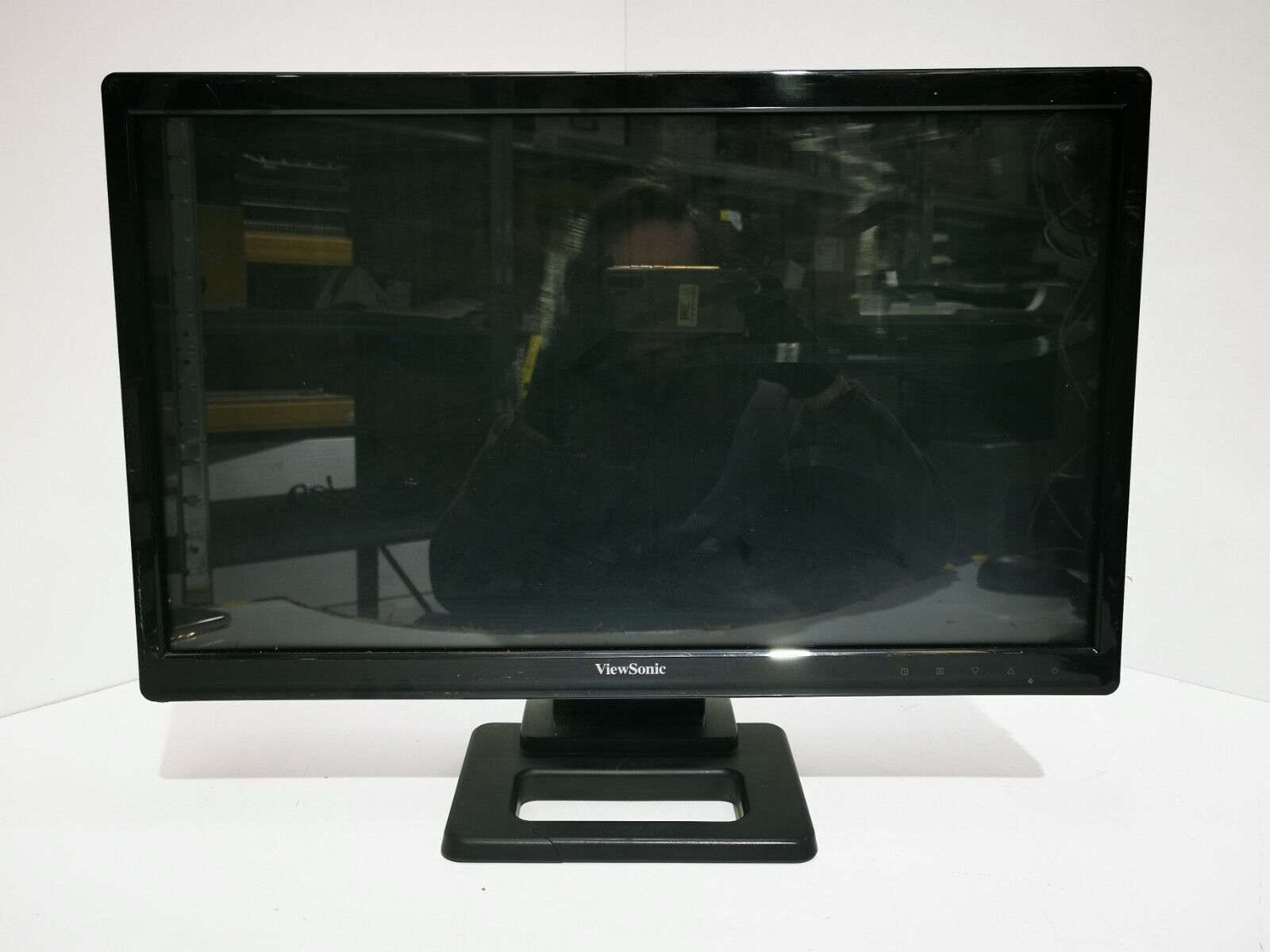 ViewSonic TD2420 23.5" Monitor - 1x VGA / 1x DVI / 1x HDMI