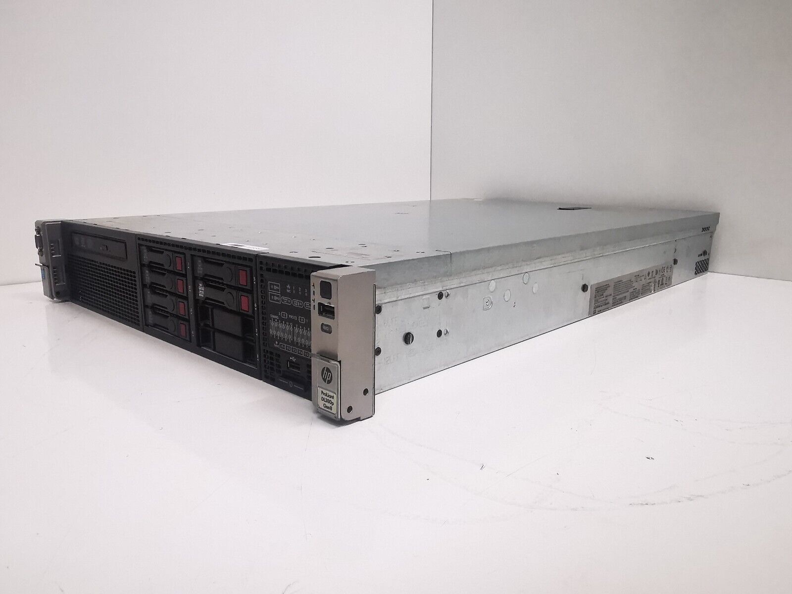 HP ProLiant DL380P G8 Rack Server - Intel Xeon / 24GB RAM / 6x 300GB SAS HDD's