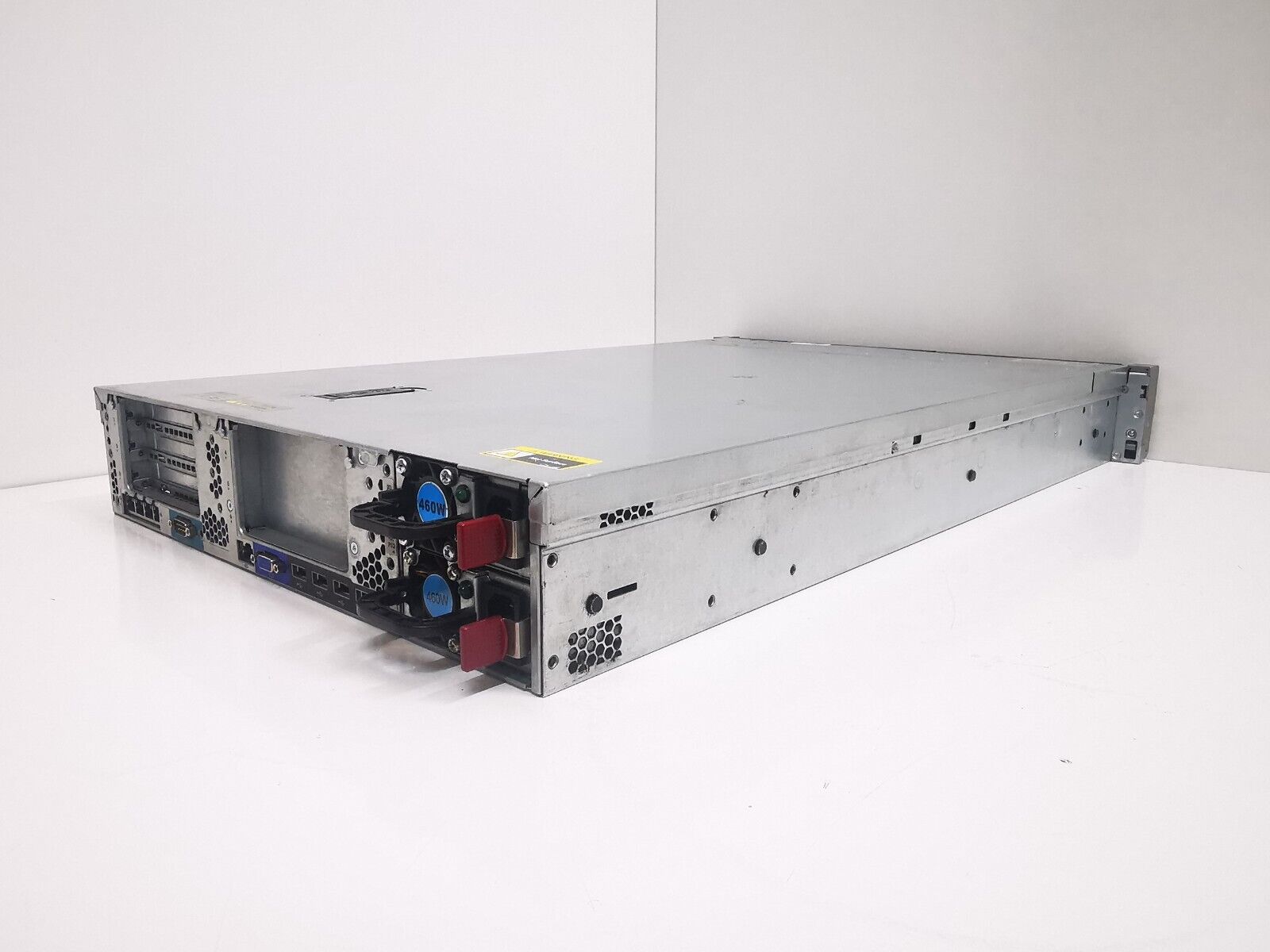 HP ProLiant DL380P G8 Rack Server - Intel Xeon / 24GB RAM / 6x 300GB SAS HDD's