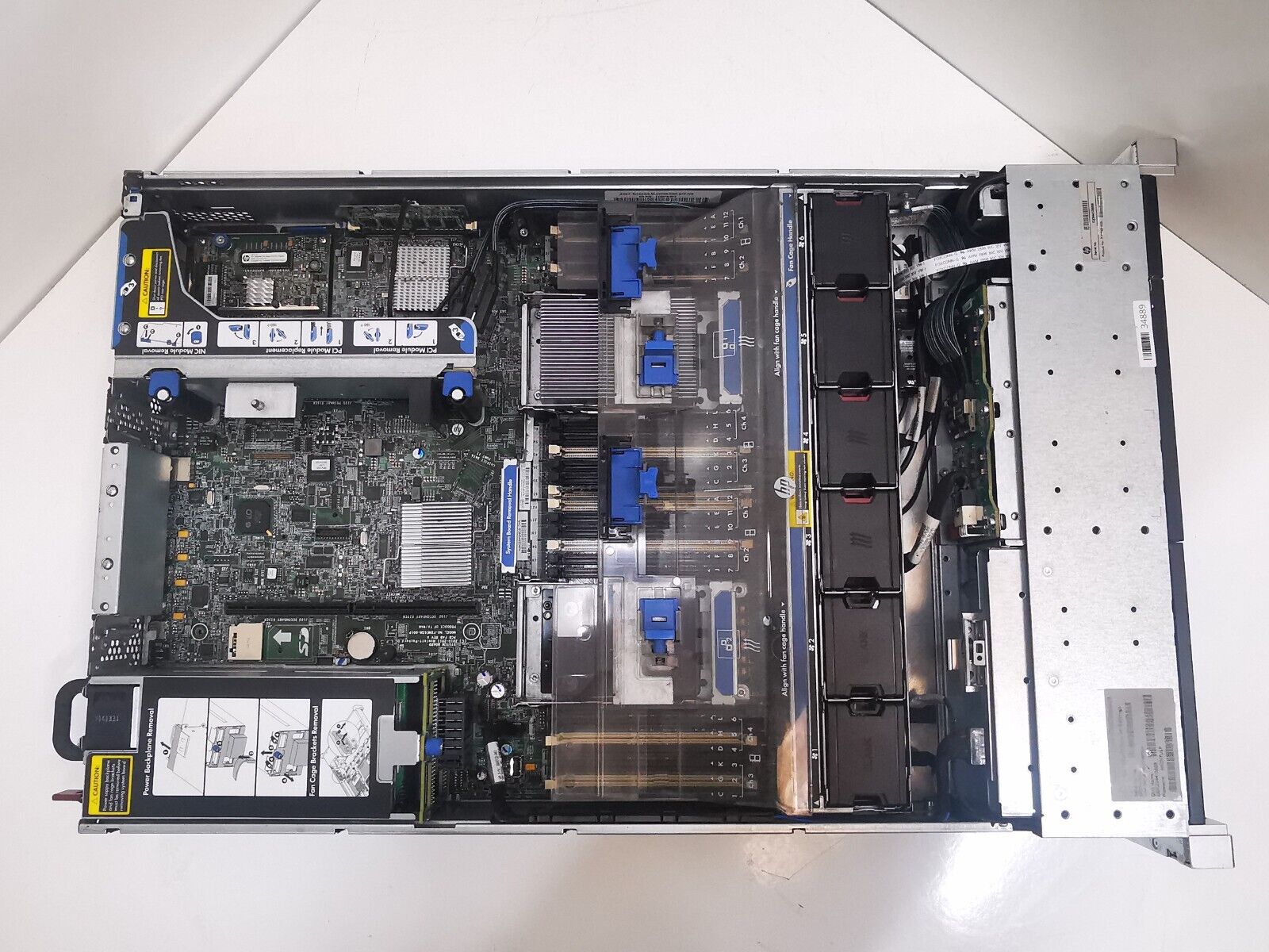 HP ProLiant DL380P G8 Rack Server - Intel Xeon / 24GB RAM / 6x 300GB SAS HDD's