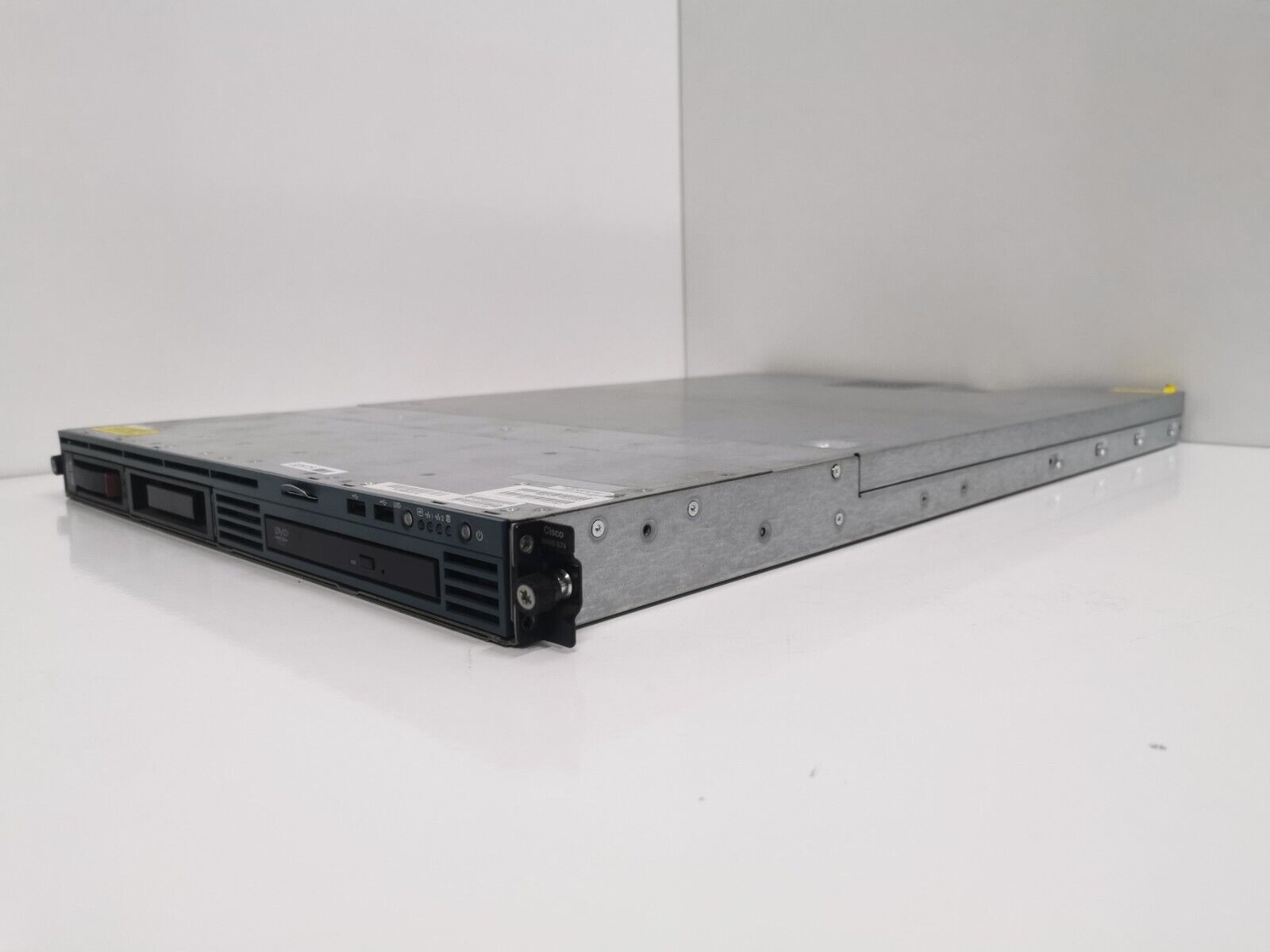 Cisco WAVE-574-K9 V01 Server - Intel Xeon @ 2.66 GHz/3GB RAM 4 Port LAN Adapter