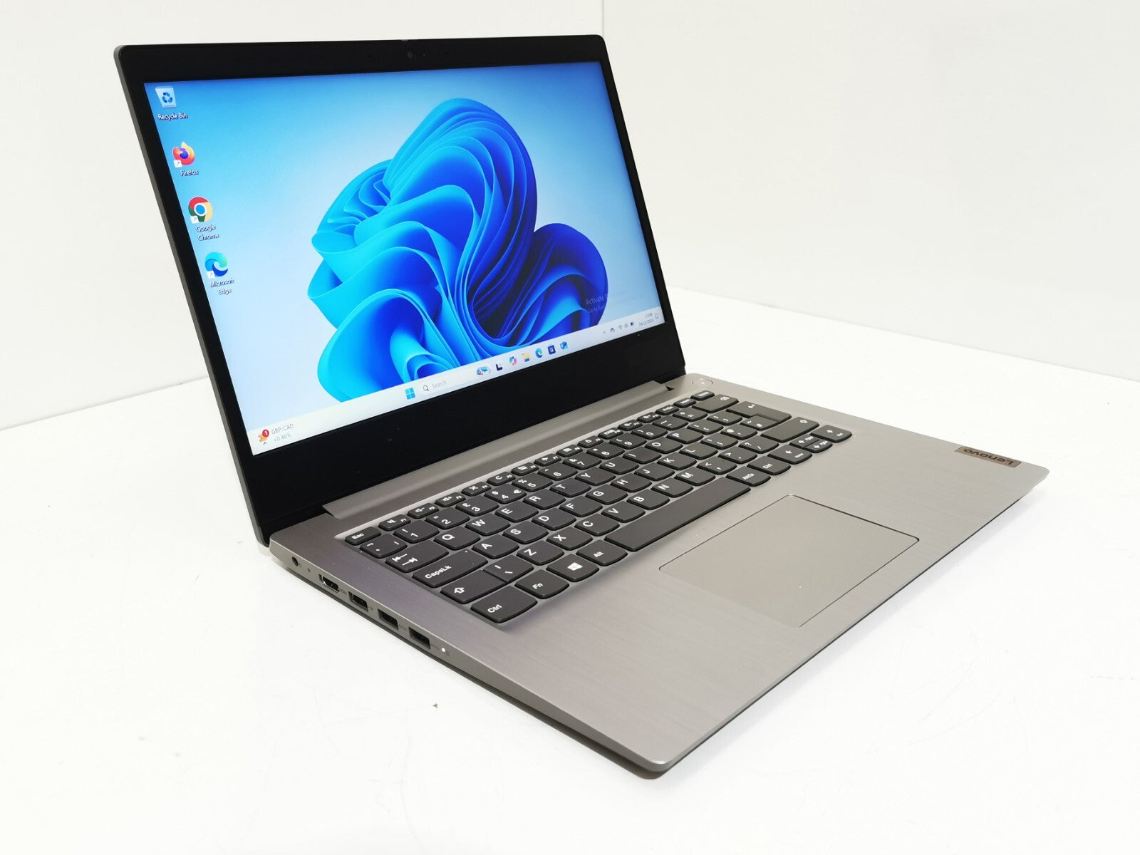 Lenovo IdeaPad 3 14"  - AMD Gold 12GB RAM/256GB SSD/Win 11 Pro - Not Activated