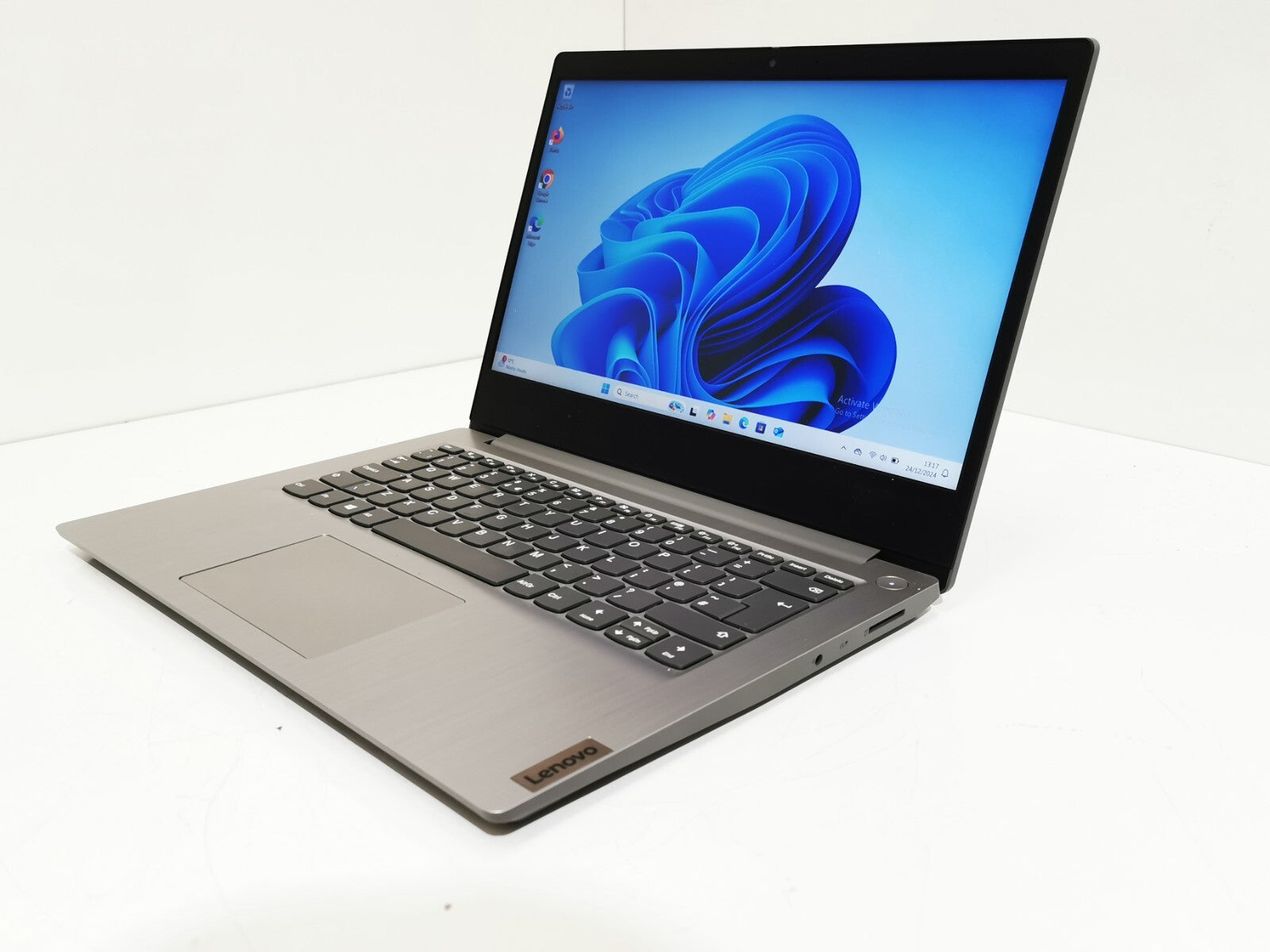 Lenovo IdeaPad 3 14"  - AMD Gold 12GB RAM/256GB SSD/Win 11 Pro - Not Activated
