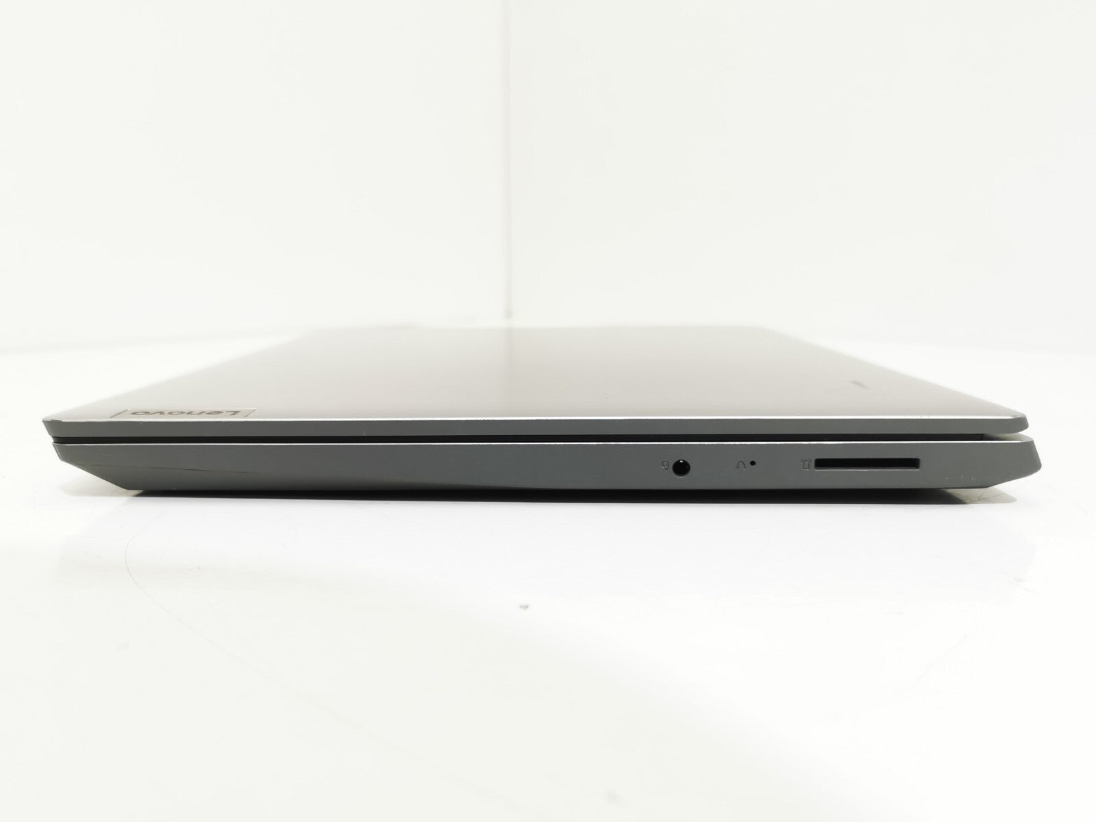 Lenovo IdeaPad 3 14"  - AMD Gold 12GB RAM/256GB SSD/Win 11 Pro - Not Activated