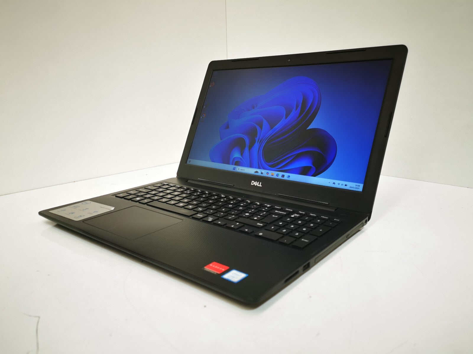 Dell Inspiron 3580 15.6" Laptop - 8th Gen i7/8GB RAM/256GB SSD/Windows 11 Pro