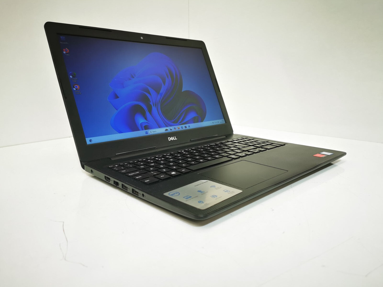 Dell Inspiron 3580 15.6" Laptop - 8th Gen i7/8GB RAM/256GB SSD/Windows 11 Pro