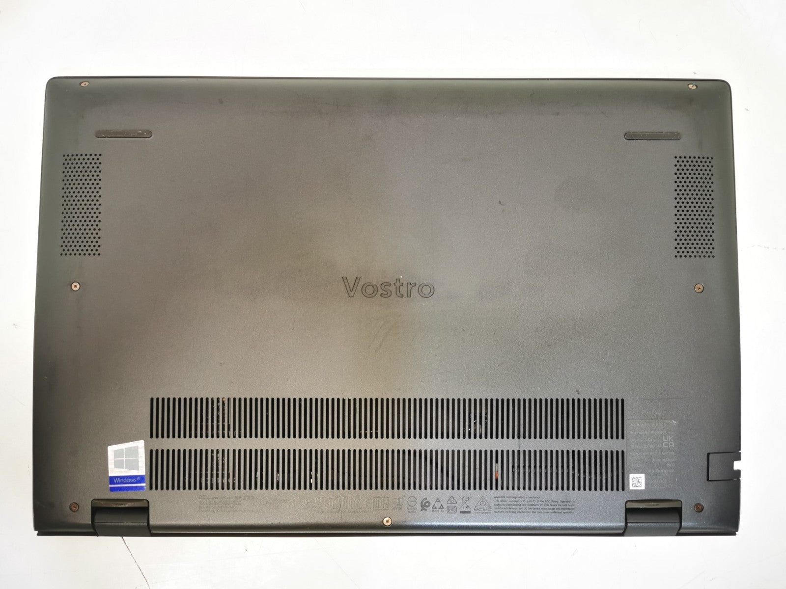 Dell Vostro 14 5401 14" Laptop - 10th Gen i5 / 8GB RAM / 256GB SSD / Faulty Cam