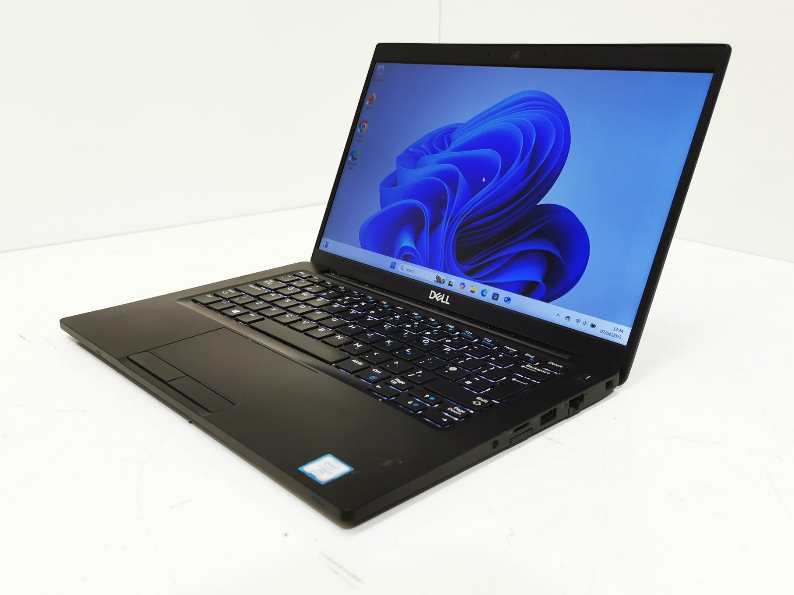 Dell Latitude 7390 13.3" Laptop - 8th Gen i7/8GB RAM/256GB SSD/Win11 - No Click