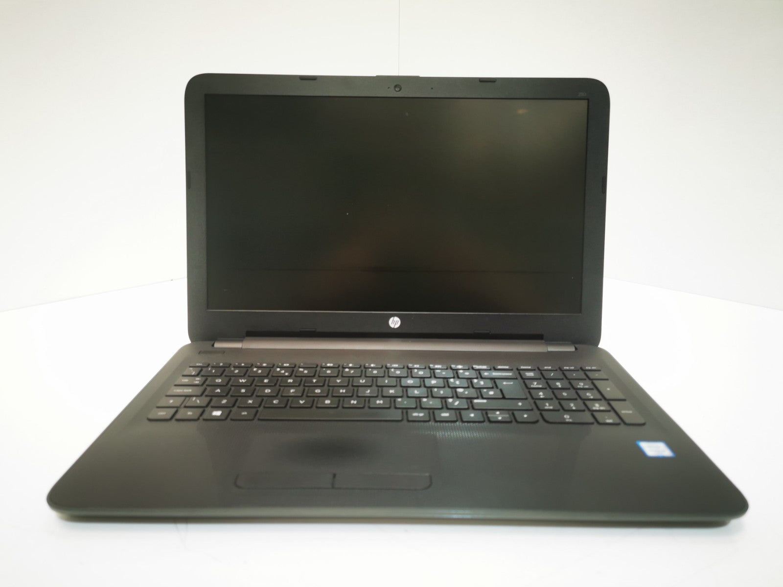 HP Notebook 250 G4 Windows 11 15.6" Laptop Intel i5 8GB 120GB SSD - Defects