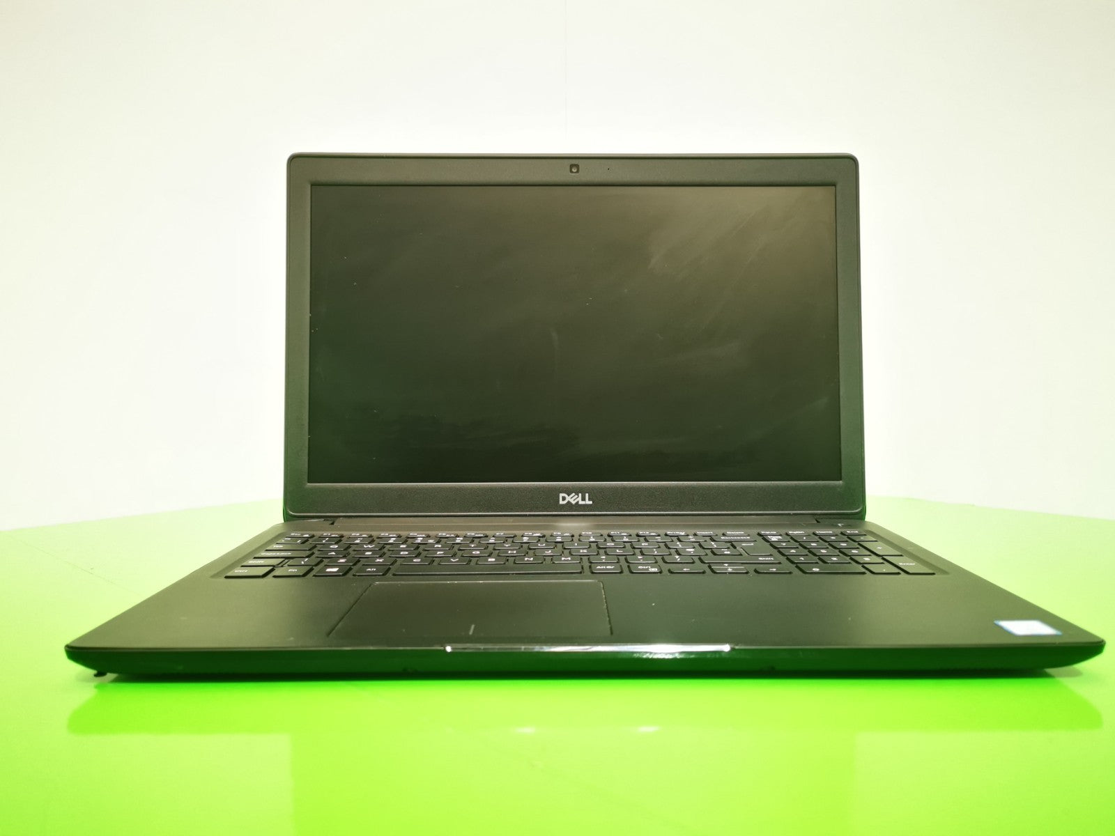 Dell Latitude 3500 15.6" Laptop - 8th Gen i5 / 8GB RAM / 128GB SSD /Minor Defect