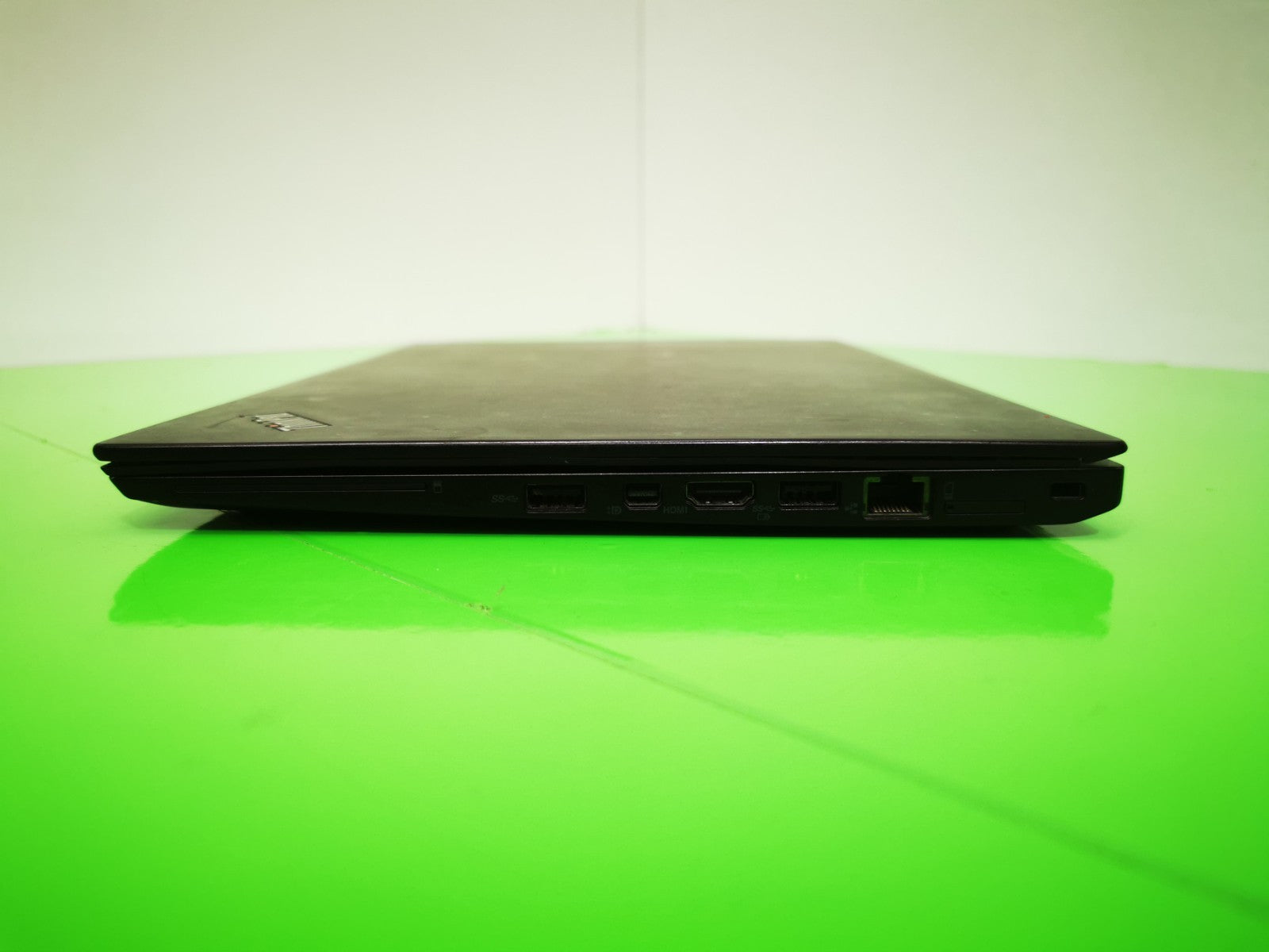 Lenovo Thinkpad T460s Laptop HD 14" i5 8GB RAM 256GB SSD - Screen Defect