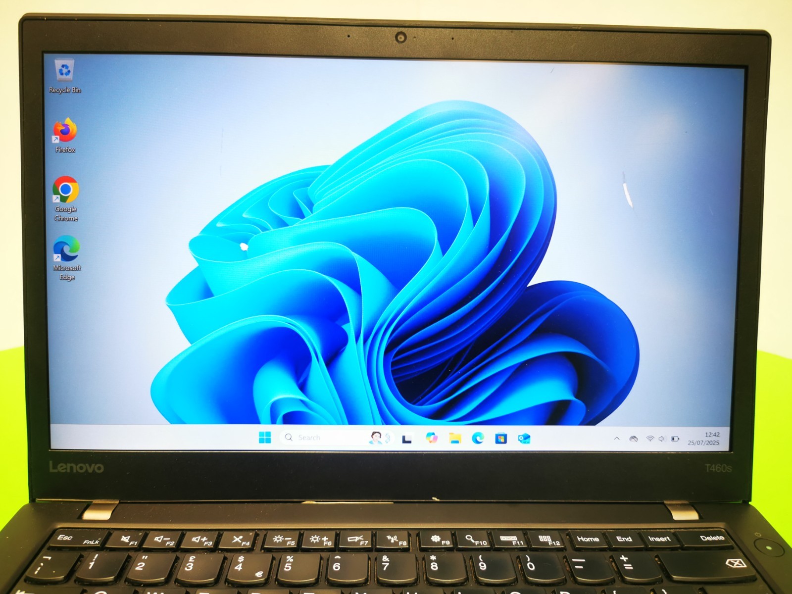 Lenovo Thinkpad T460s Laptop HD 14" i5 8GB RAM 256GB SSD - Screen Defect