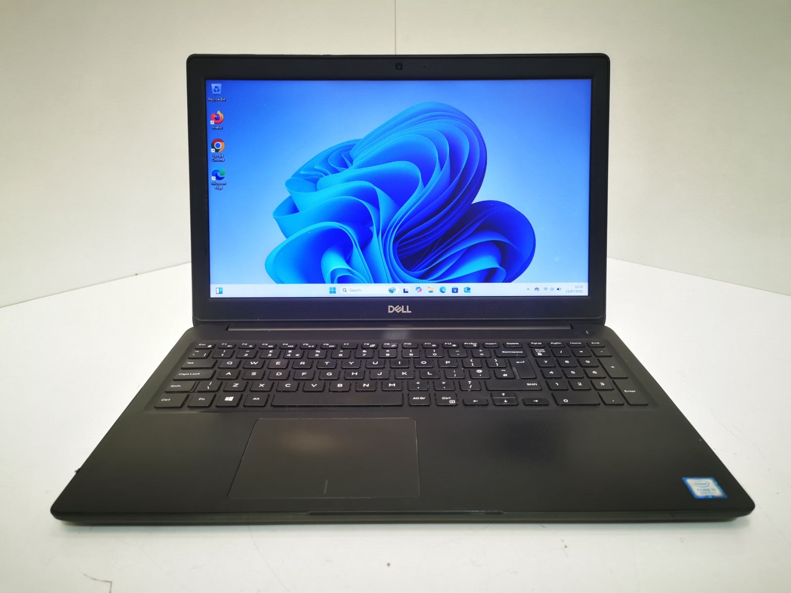 Dell Latitude 3500 15.6" Laptop - 8th Gen i5 / 8GB RAM / 128GB SSD /Minor Defect