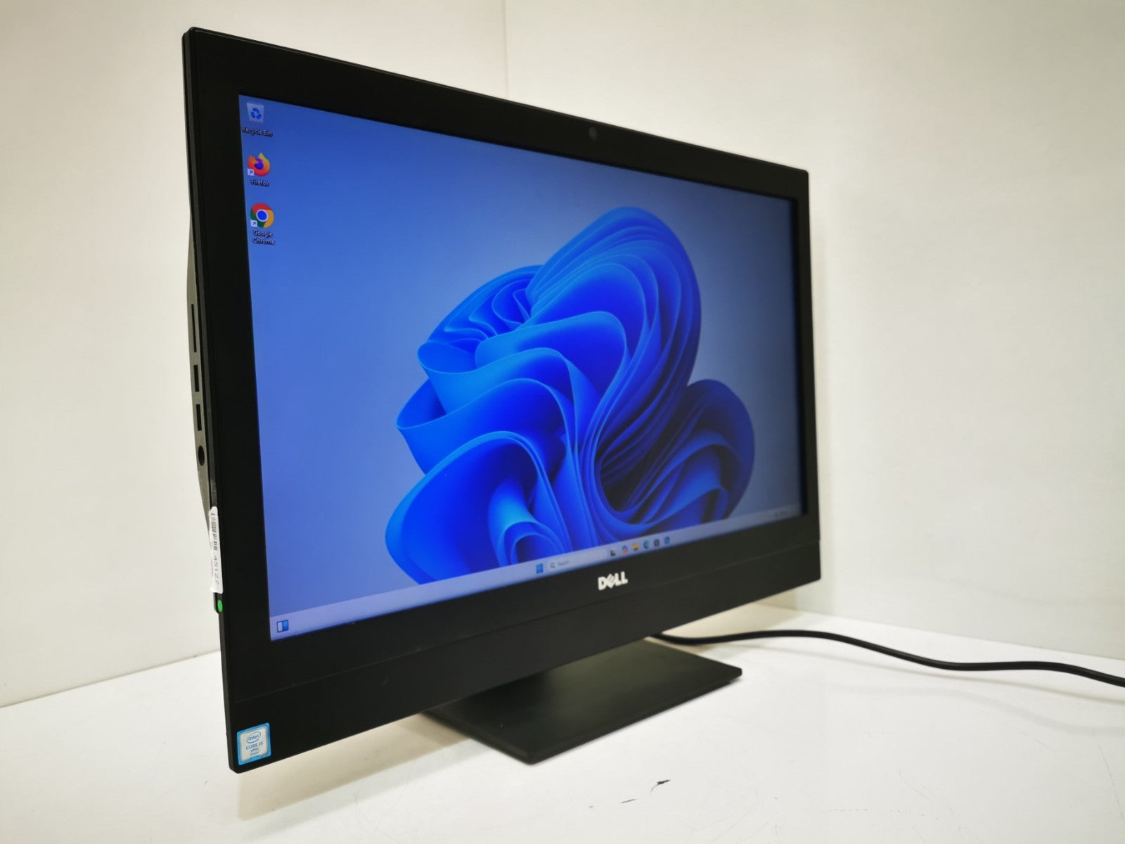 Dell Optiplex 7440 23.8" AIO - 6th Gen i5 / 8GB RAM / 256GB SSD / Win 11 Pro