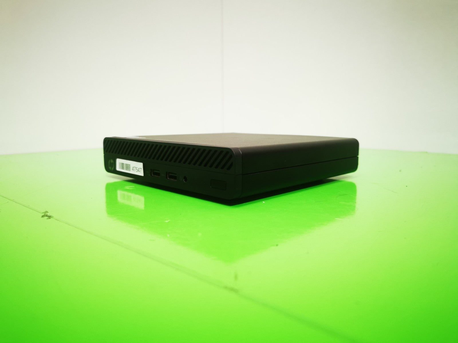 HP 260 G3 DM Business PC USFF - 7th Gen i3 / 4GB RAM / 128GB SSD / Win 11 Home