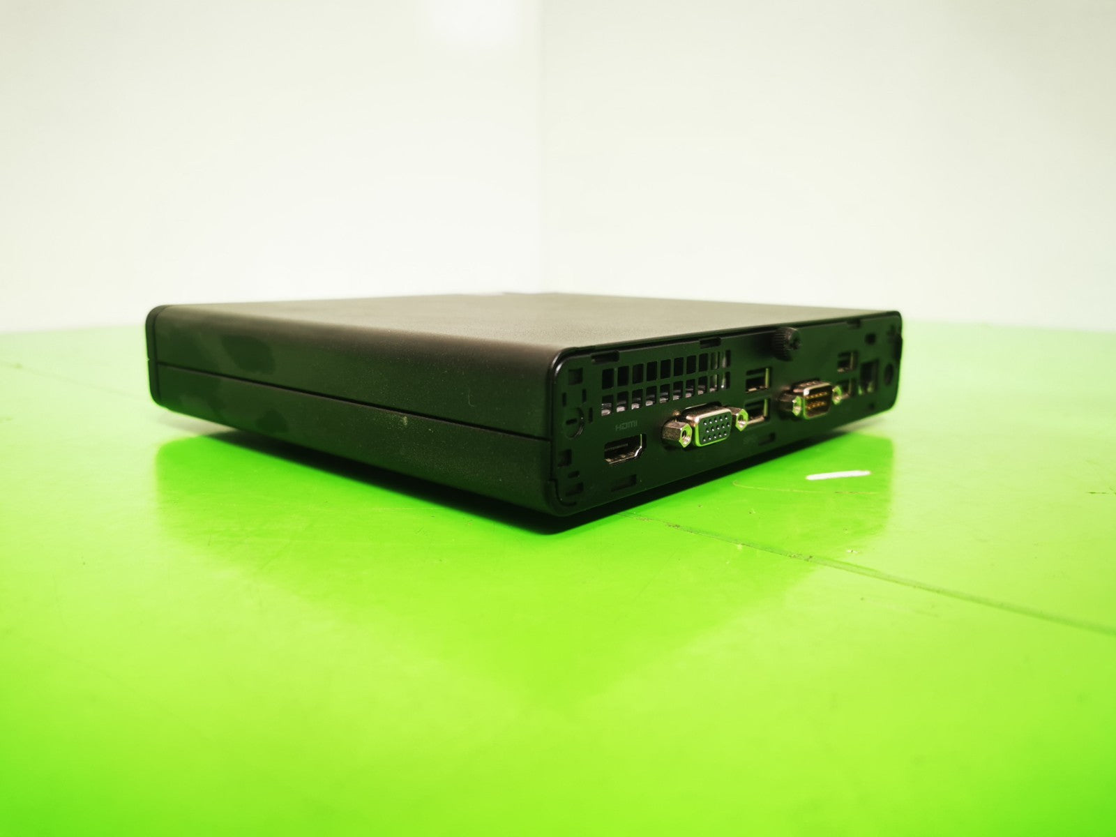 HP 260 G3 DM Business PC USFF - 7th Gen i3 / 4GB RAM / 128GB SSD  - Minor Defect