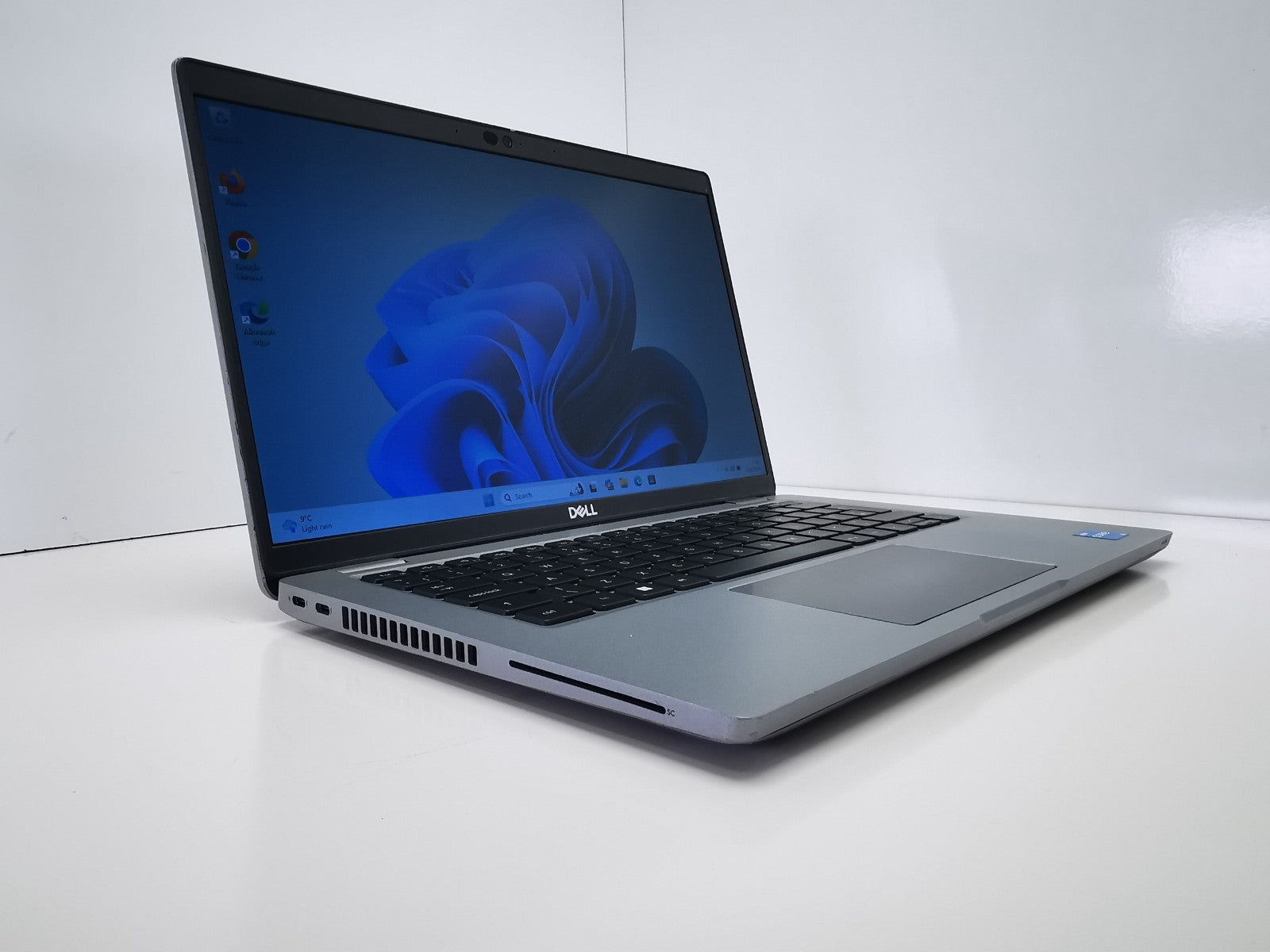 Dell Latitude 5430 14" Laptop - 12th Gen i5/16GB RAM/256GB NVMe SSD/Win 11 Pro
