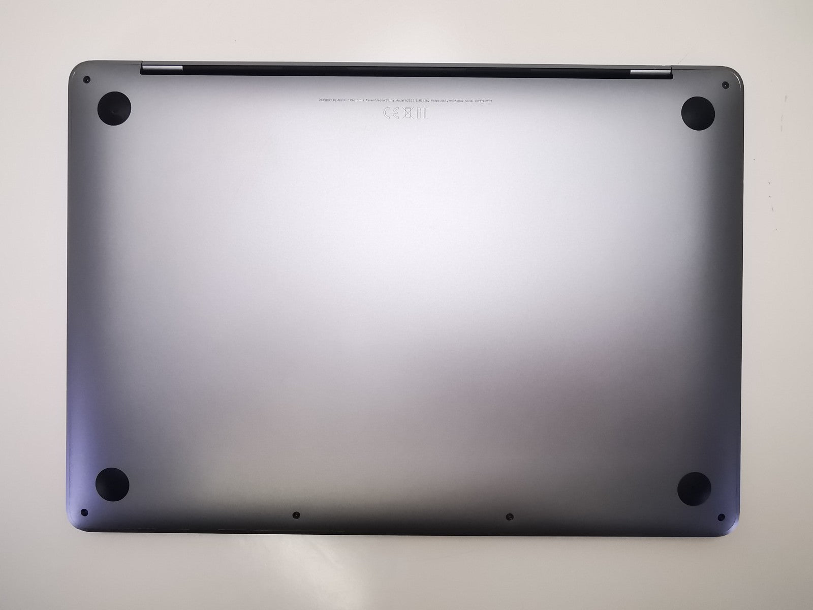 Apple MacBook Pro 13" - Apple M2/8GB RAM/256GB SSD/MacOS Tahoe - READ DESC