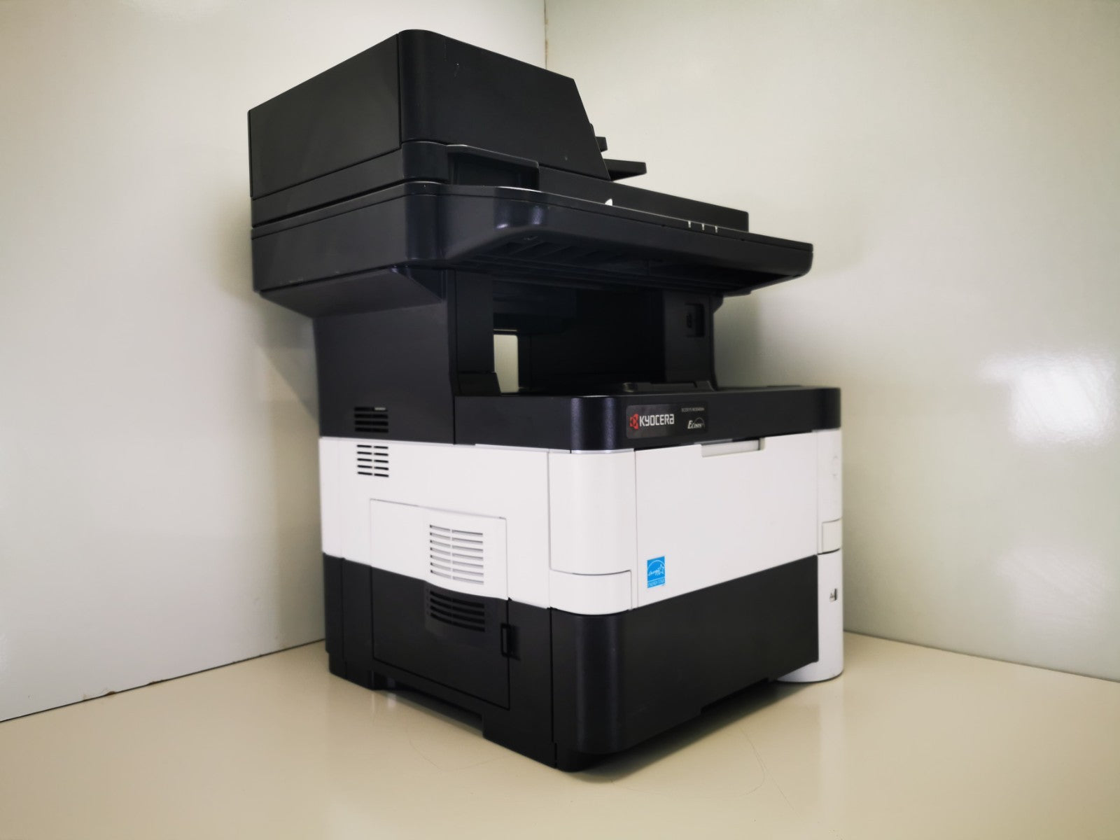 Kyocera M3040DN A4 USB Network Duplex Multifuction Mono Laser Printer 3040 dn