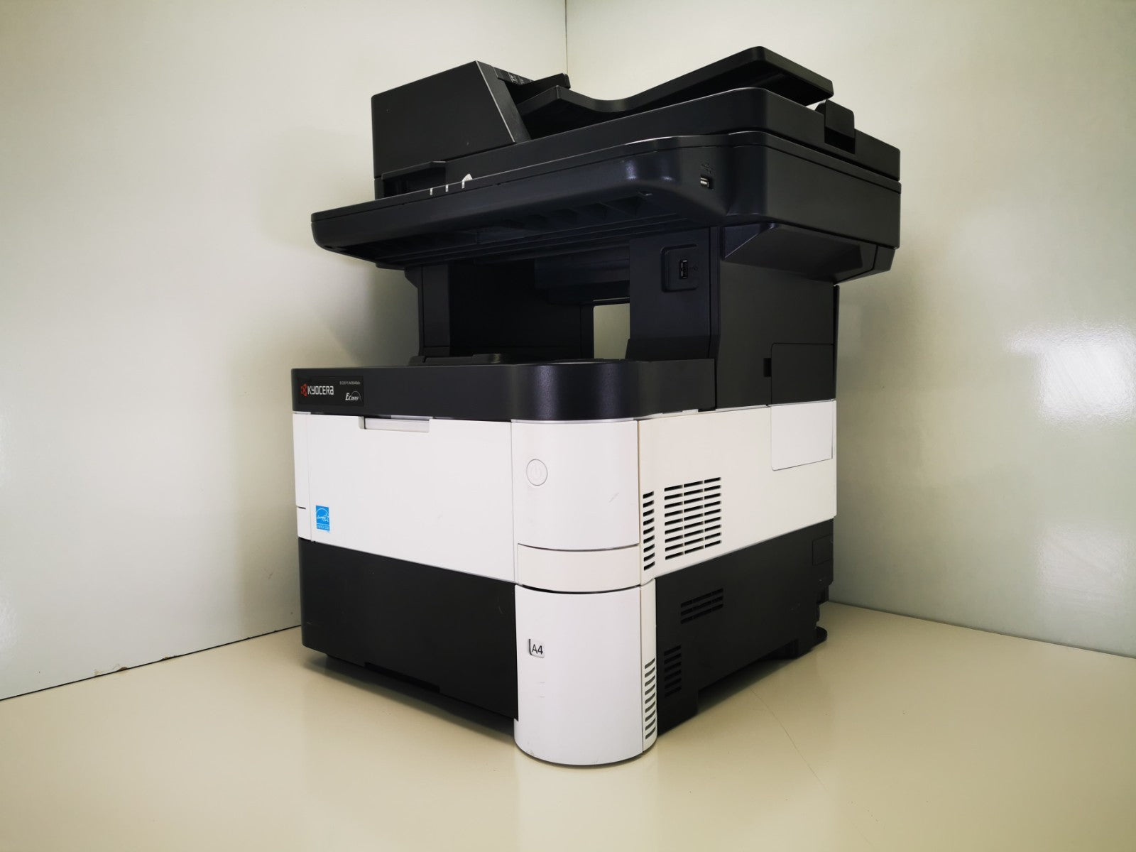 Kyocera M3040DN A4 USB Network Duplex Multifuction Mono Laser Printer 3040 dn