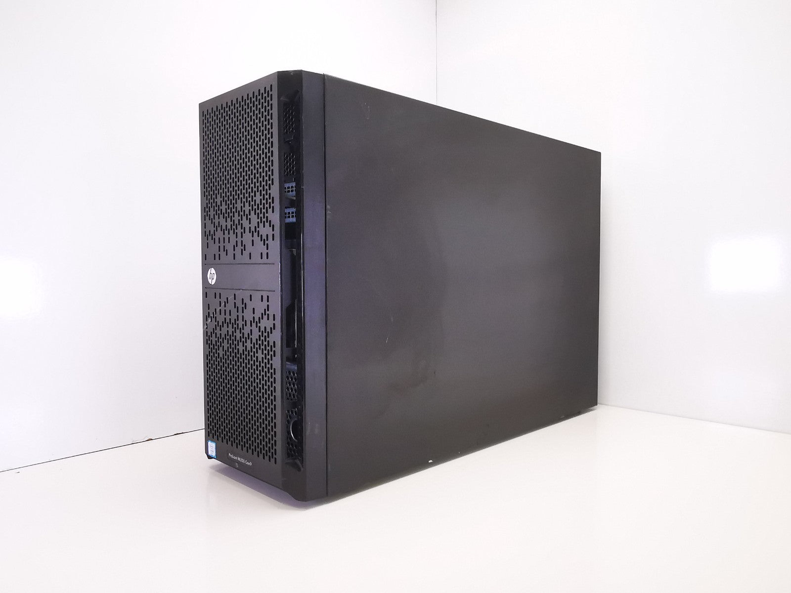 HPE ProLiant ML150 Gen9 Server E5-2609 v3 8GB 8 Bay RJ-45 USB - Enterprise
