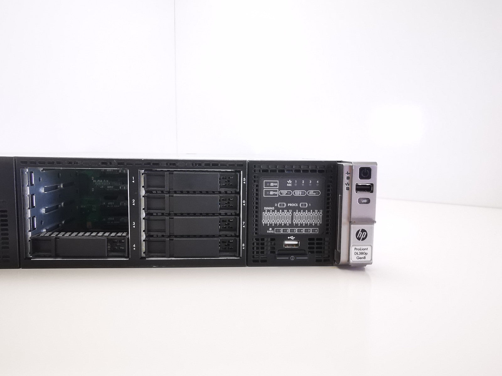 HP Proliant DL380p Gen8 2 x Xeon E5-2609 2.5GHz 16GB Rack Server G8