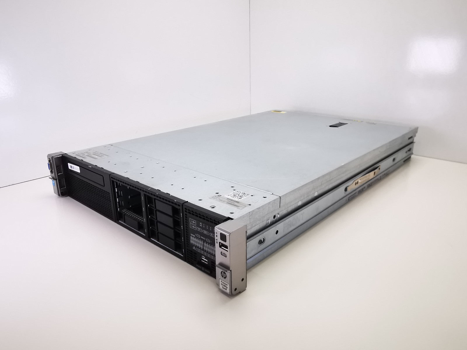 HP Proliant DL380p Gen8 2 x Xeon E5-2609 2.5GHz 16GB Rack Server G8