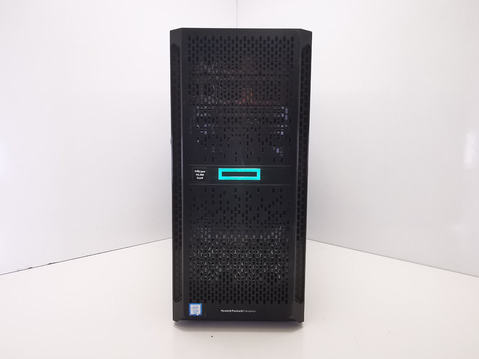 HPE ProLiant ML150 Gen9 Server E5-2620 v4 8GB 8 Bay RJ-45 USB - Enterprise
