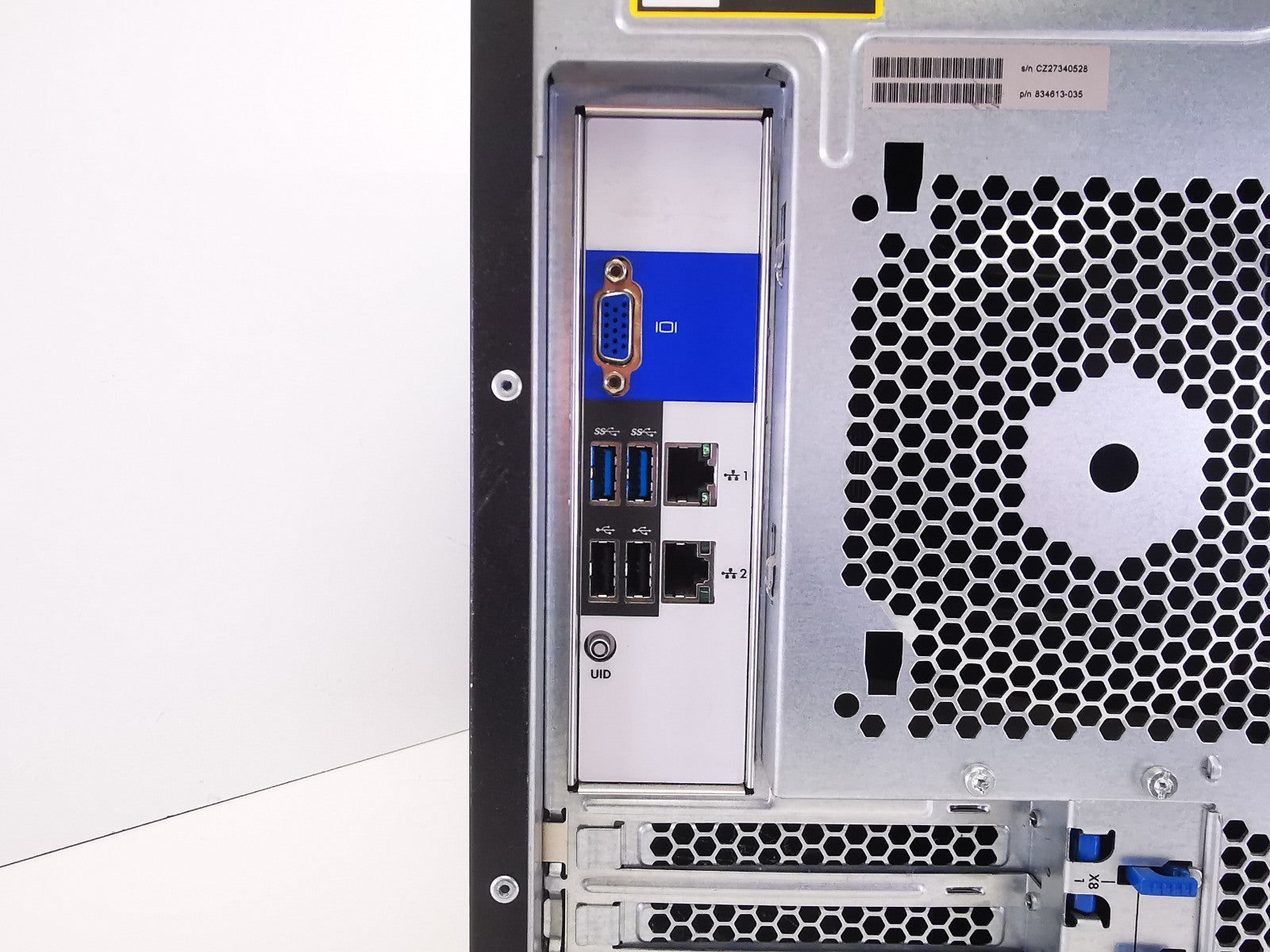 HPE ProLiant ML150 Gen9 Server E5-2620 v4 8GB 8 Bay RJ-45 USB - Enterprise