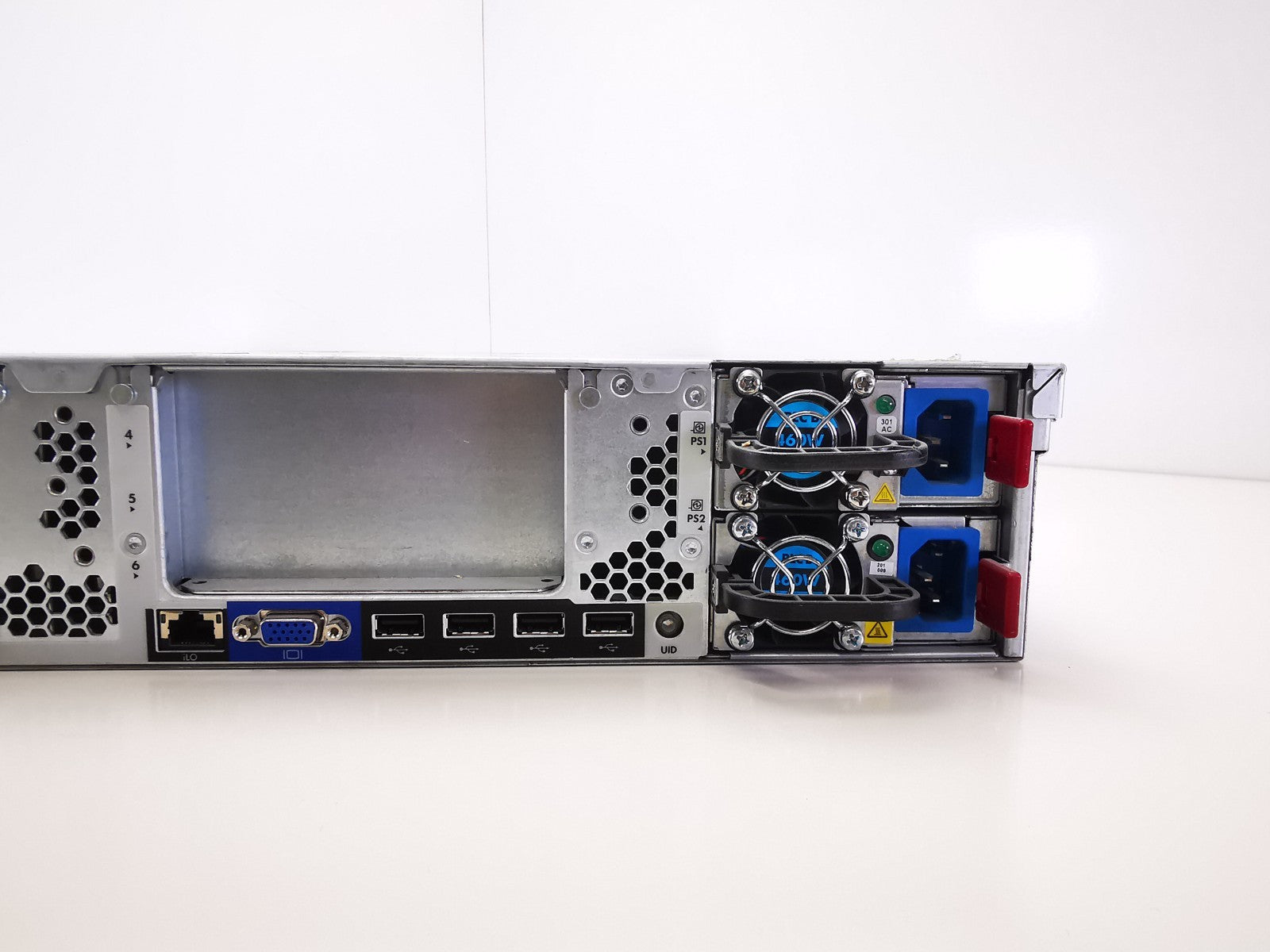 HP Proliant DL380p Gen8 2 x Xeon E5-2630 2.3GHz 48GB Rack Server G8