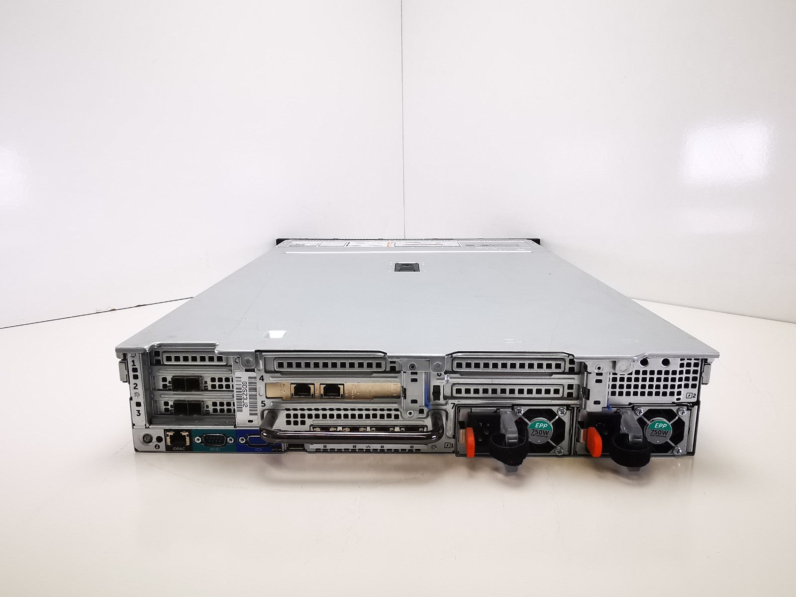 Dell R730 2x Intel Xeon E5-2630 V3 @ 2.40GHZ, 8GB DDR4, Qlogic 10GBE Server