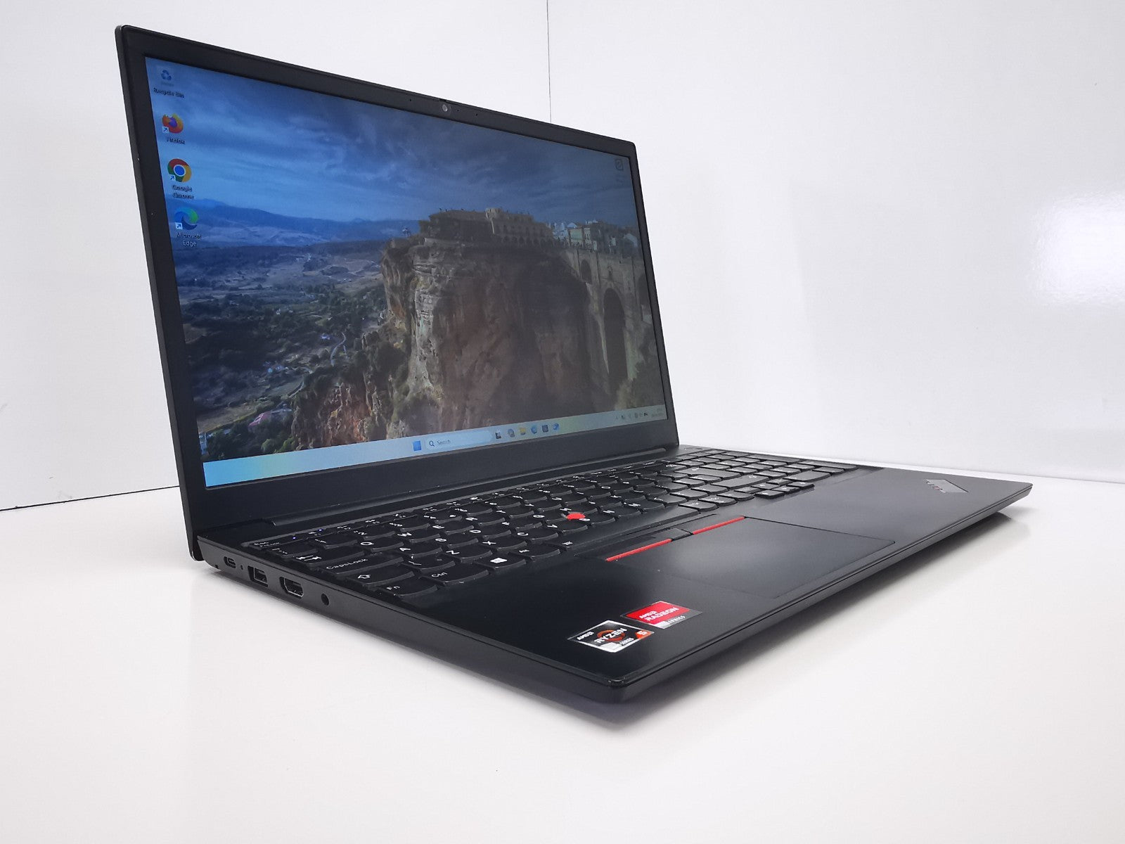 Lenovo ThinkPad E15 Gen 3 Ryzen 5 5500U 8GB RAM  256GB SSD - Windows 11 Laptop