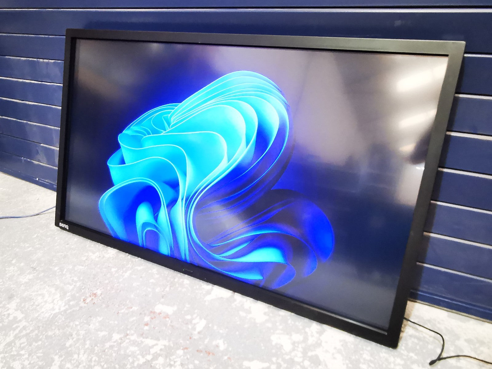 BenQ RP651+ 65" LED-backlit LCD display - Full HD 1080p - Touch Screen