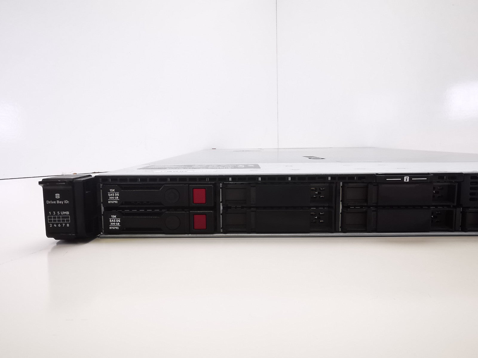 HPE ProLiant DL360 Gen10 Server 2x Xeon Silver 4110, 8GB RAM 2x300GB 600GB SAS