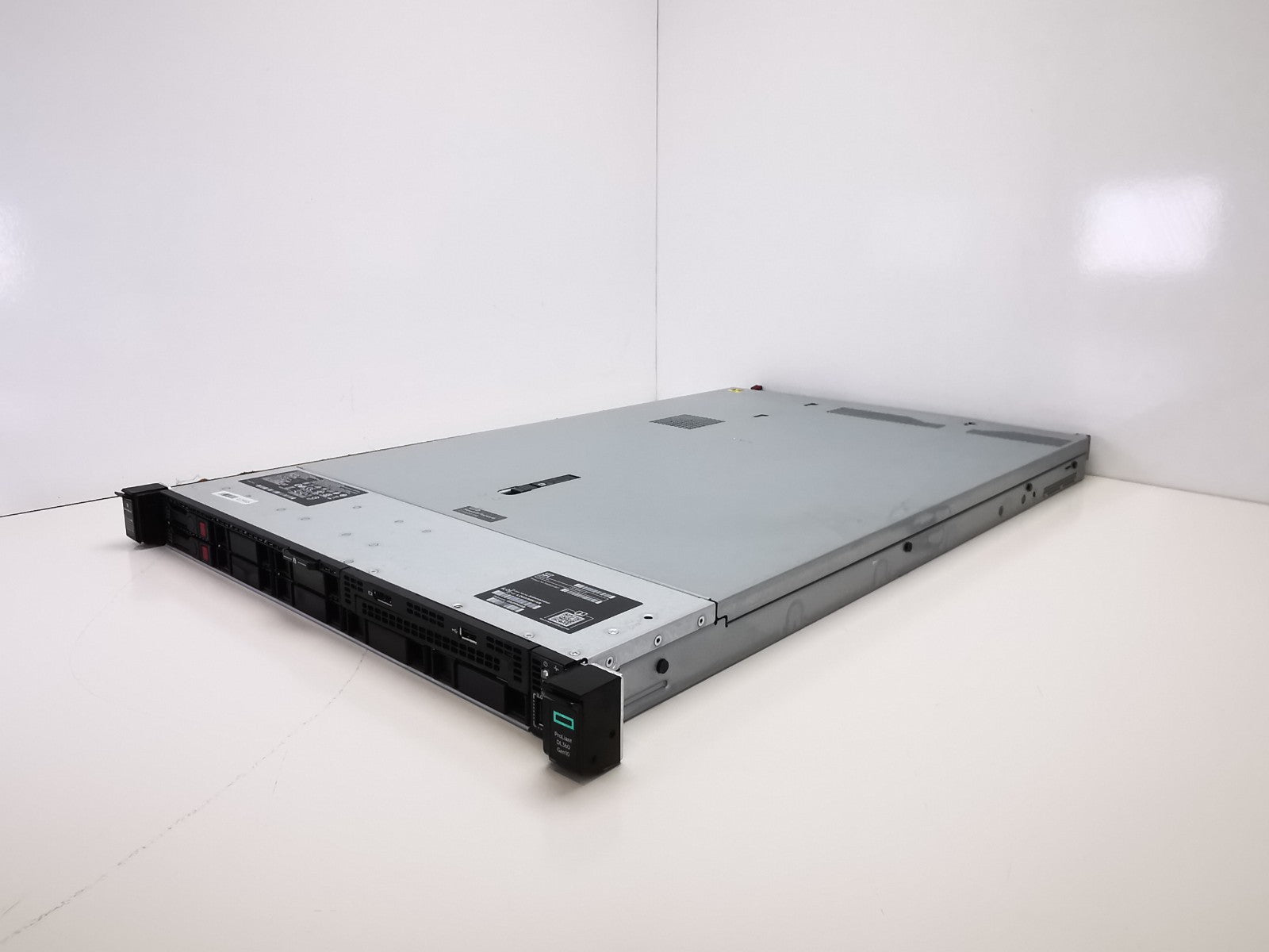 HPE ProLiant DL360 Gen10 Server 2x Xeon Silver 4110, 8GB RAM 2x300GB 600GB SAS
