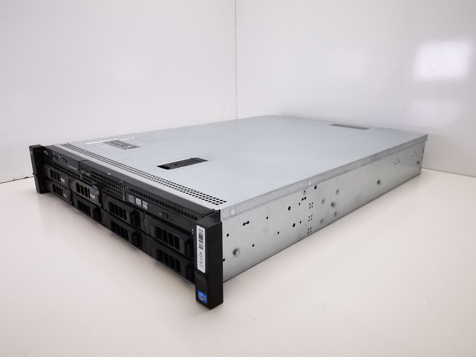 Dell PowerEdge R520 Xeon E5-2420 2.2GHz 64GB 8-Bay Rack 600GB , 10GBE Server