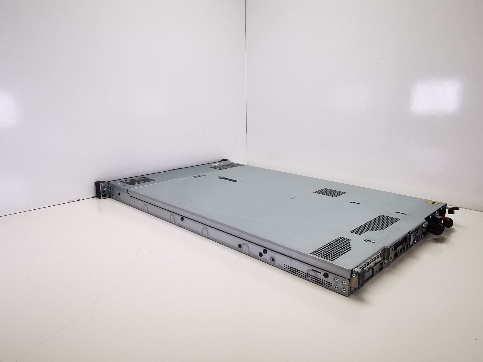 HPE ProLiant DL360 Gen10 Server 2x Xeon Silver 4110, 8GB RAM 2x300GB 600GB SAS