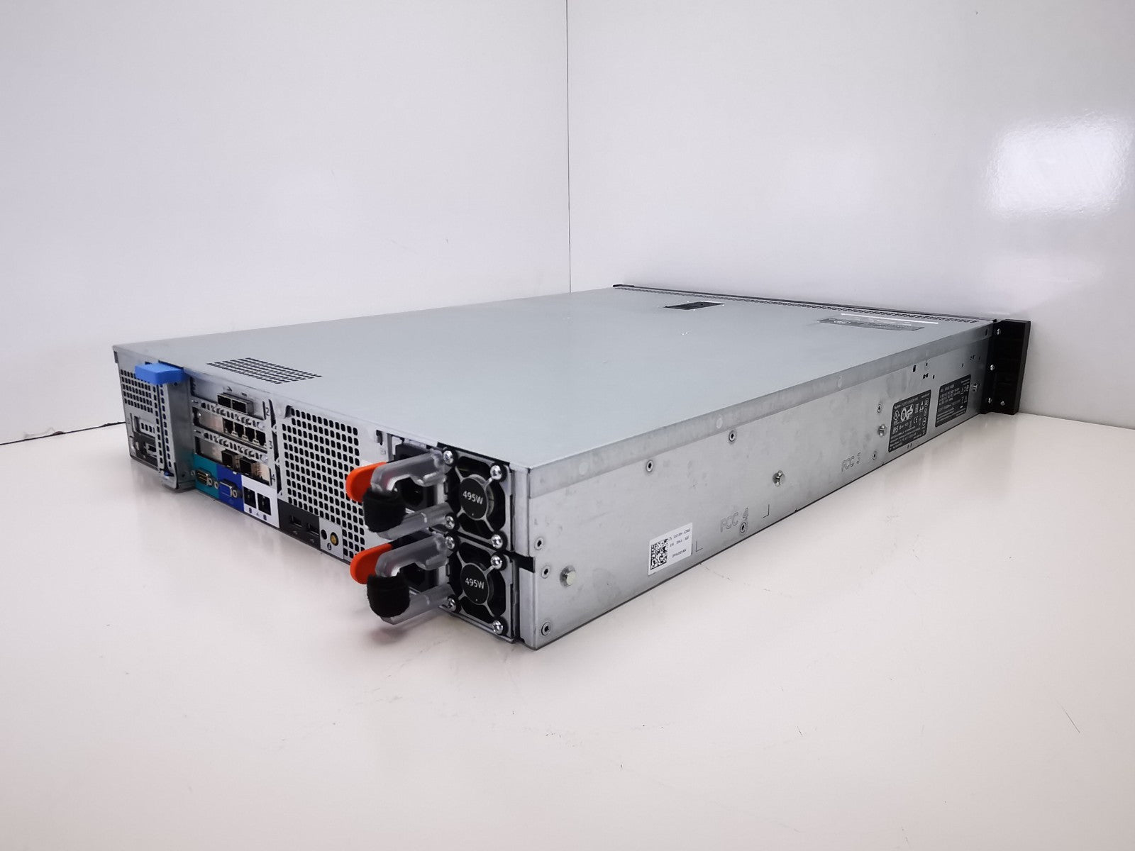 Dell PowerEdge R520 Xeon E5-2420 2.2GHz 64GB 8-Bay Rack 600GB , 10GBE Server