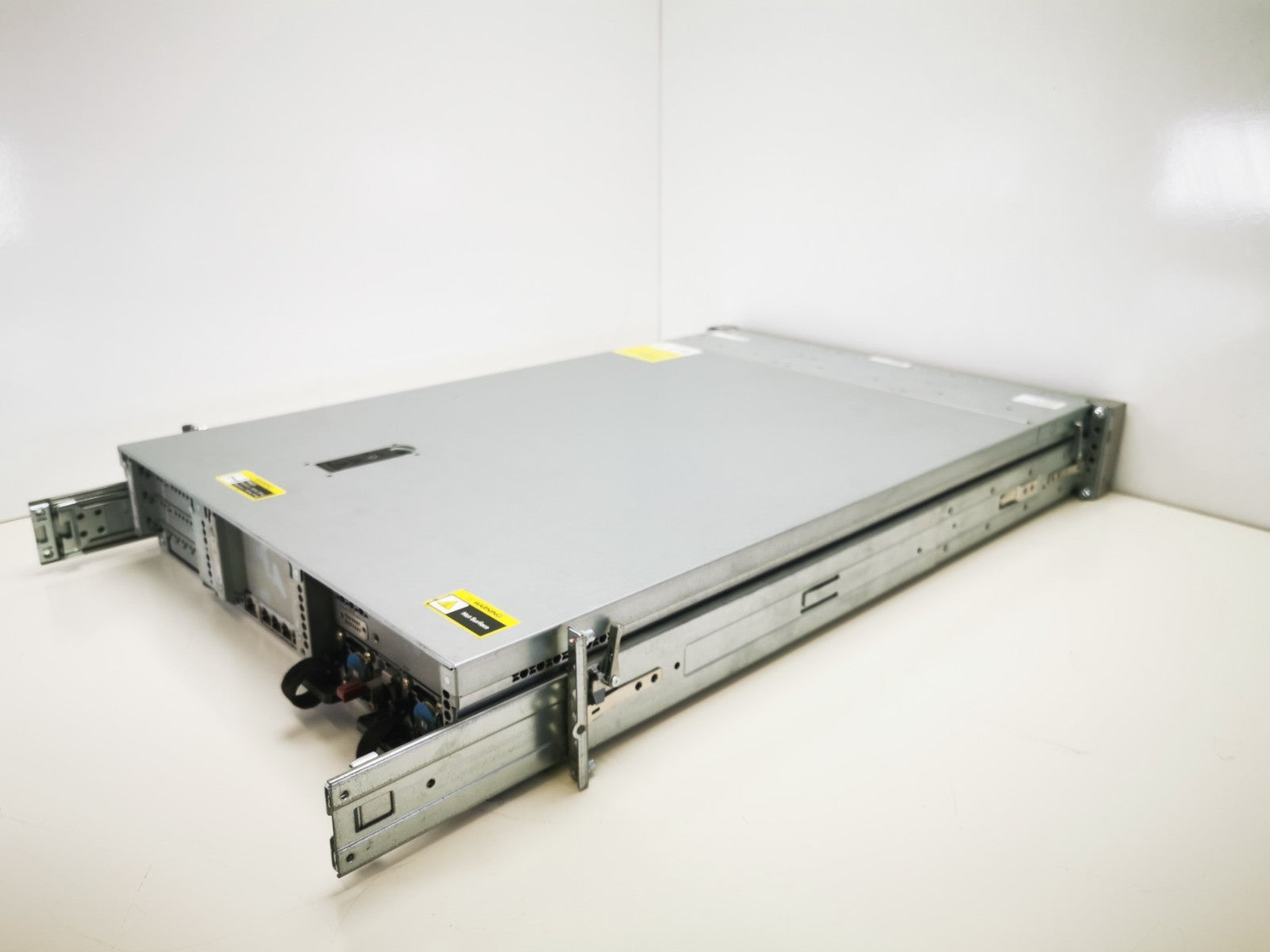 HPE ProLiant DL380 Gen9 Server 8GB  2x Xeon E5-2609 V3  Server Enterprise