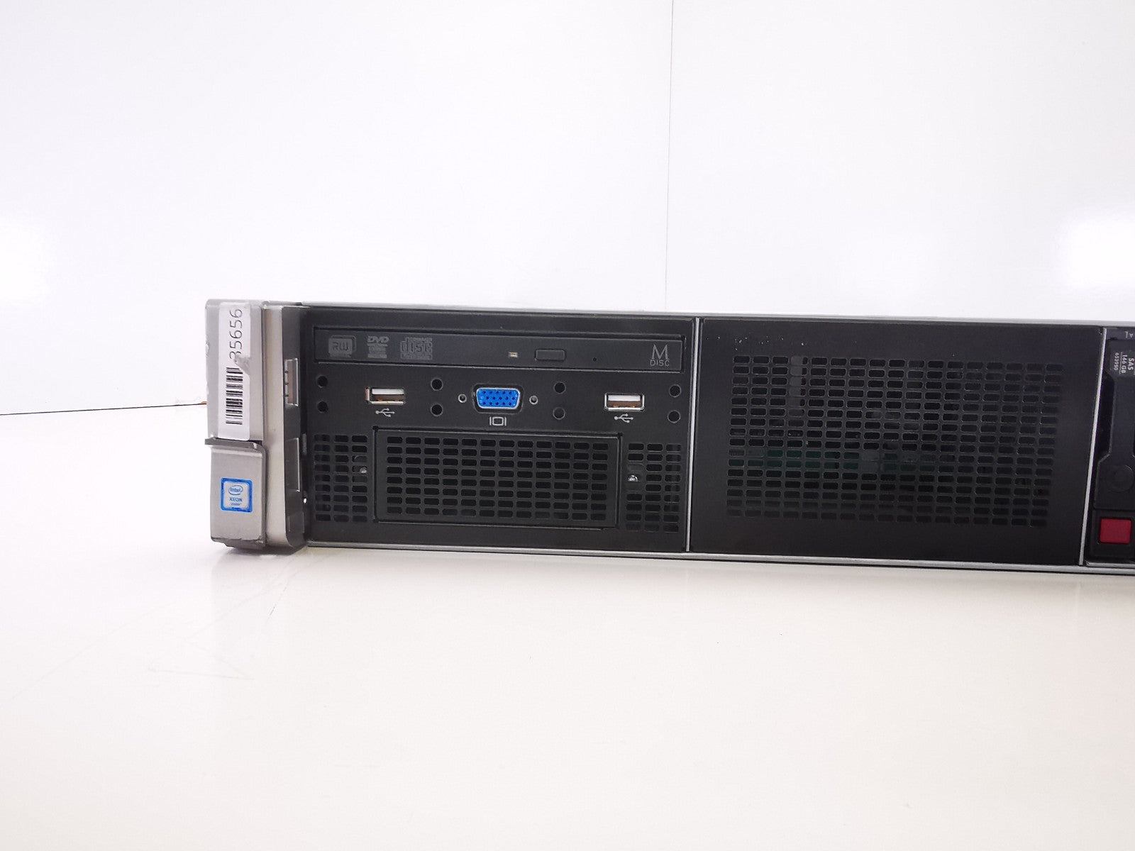 HPE ProLiant DL380 Gen9 Server 8GB  2x Xeon 2620V4 P440ar RAID 2x 500W - Defects