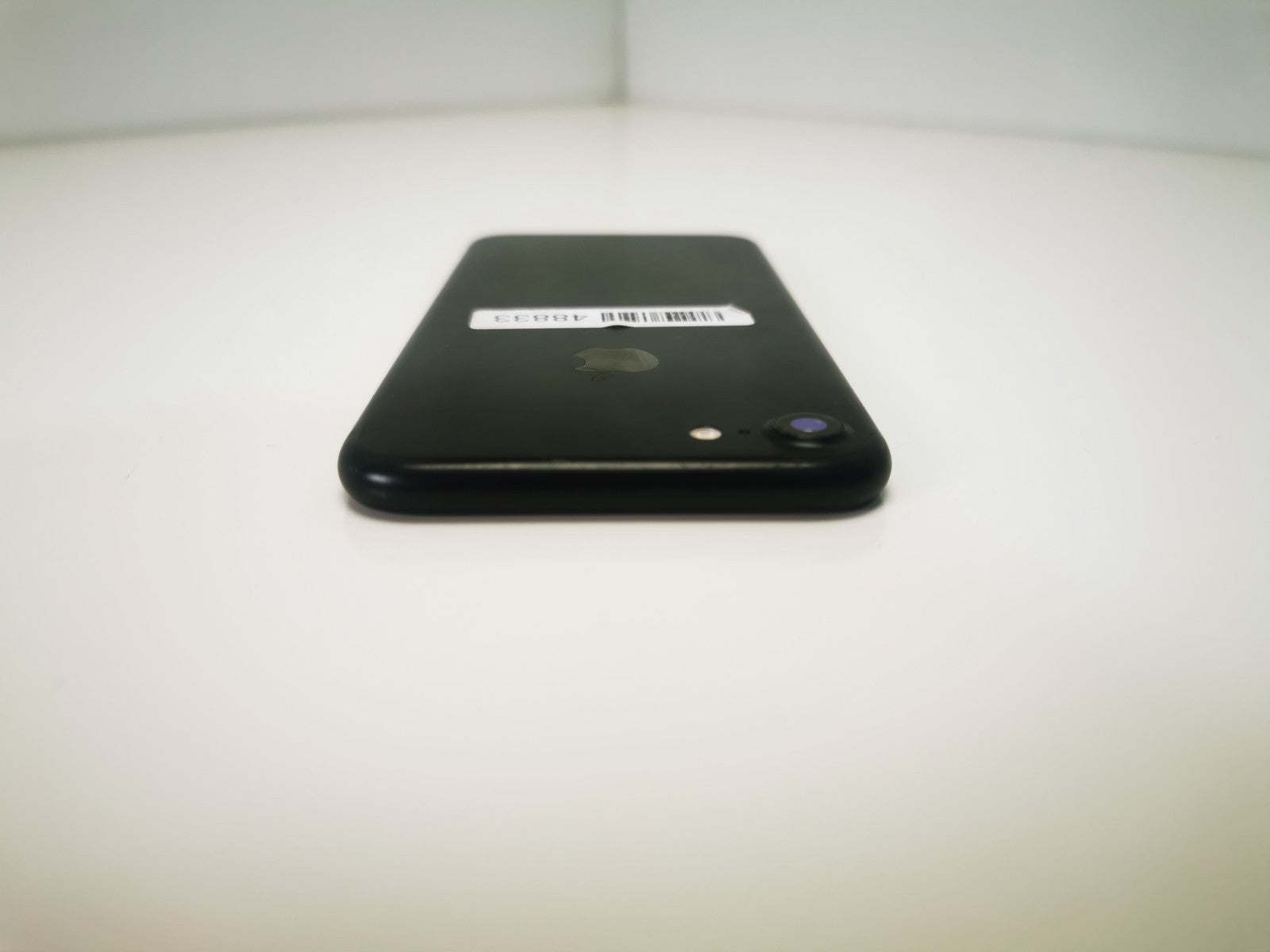 Apple iPhone 7 (A1778) - 4.7"/Black/128GB/Unlocked - GRADE B