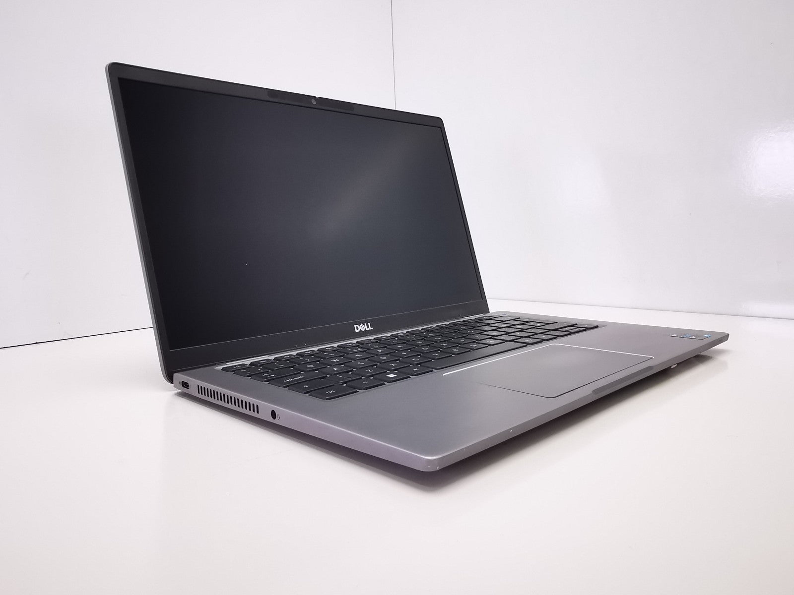 Dell Latitude 7420 14" Laptop - 11th Gen i5/8GB RAM/256GB NVMe SSD/ Win 11 Pro
