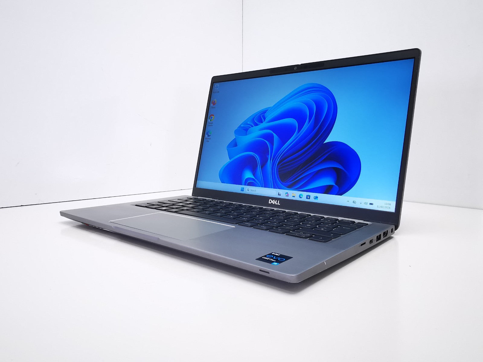 Dell Latitude 7420 14" Laptop - 11th Gen i5/8GB RAM/256GB NVMe SSD/ Win 11 Pro