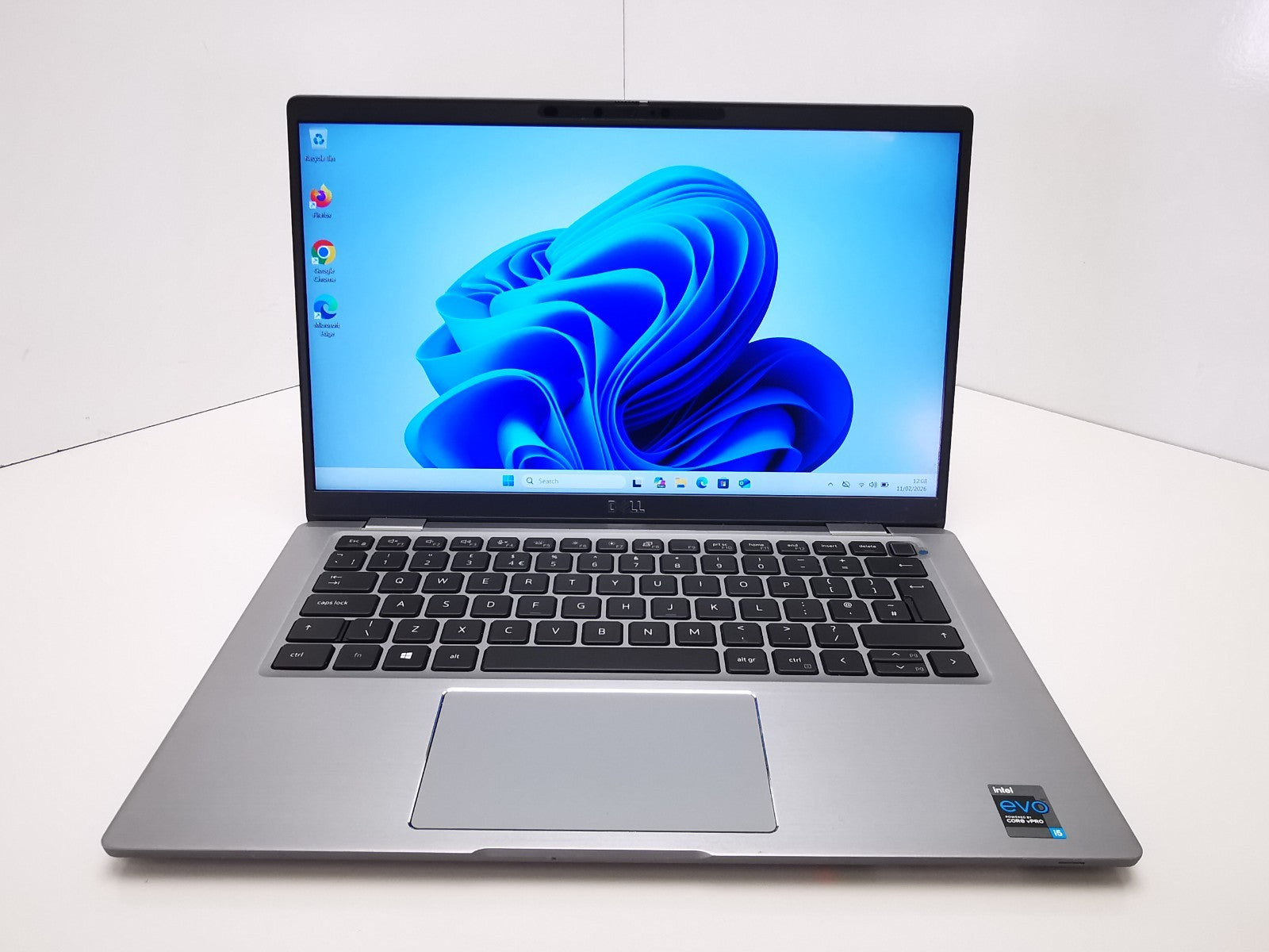 Dell Latitude 7420 14" Laptop - 11th Gen i5/8GB RAM/256GB NVMe SSD/ Win 11 Pro